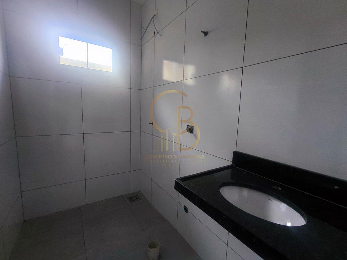 CASA ACONCHEGANTE COM QUINTAL NO JARDIM BOTAFOGO  Campo Grande - 