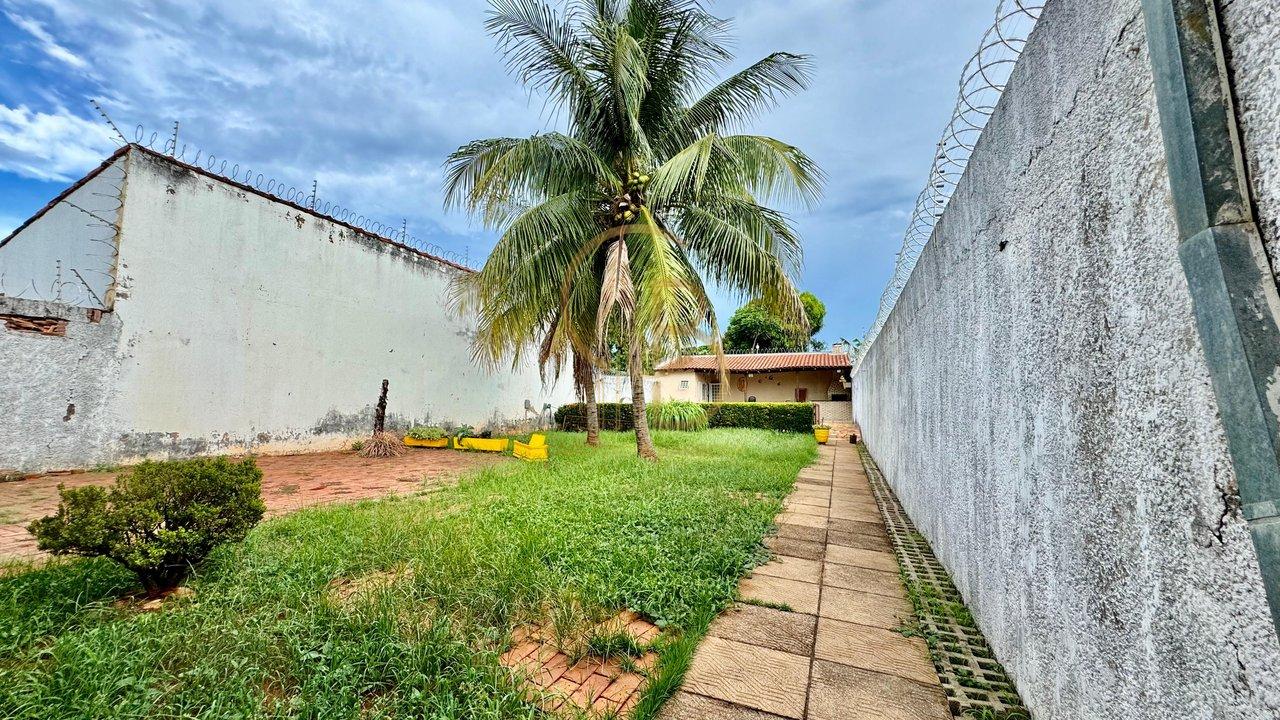 Casa T&eacute;rrea &agrave; Venda na Vila Taveir&oacute;polis &ndash; Campo Grande/MS Avenida Tiradentes Campo Grande - 