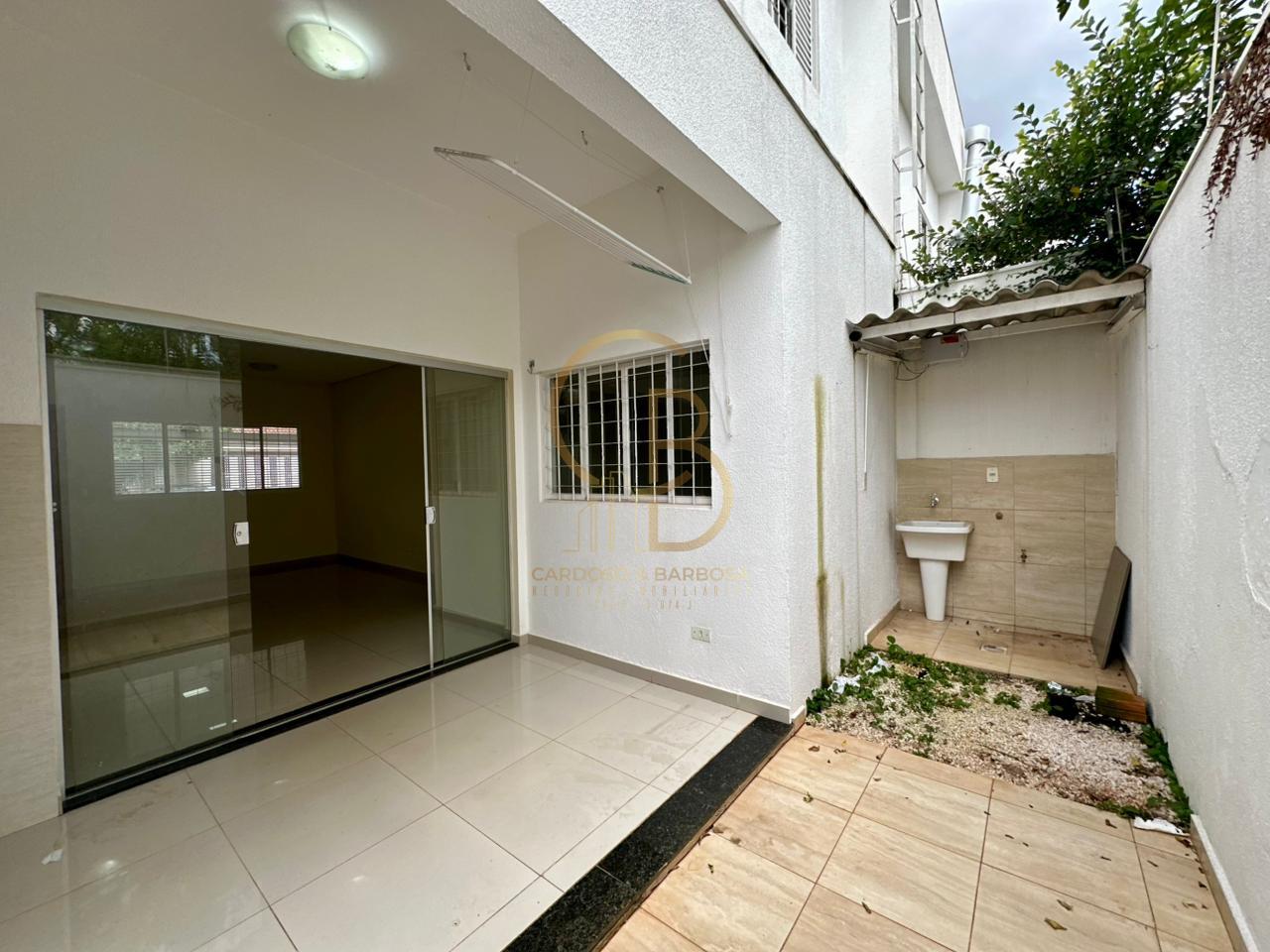 Sobrado &agrave; Venda no Carand&aacute; Bosque  Campo Grande - 