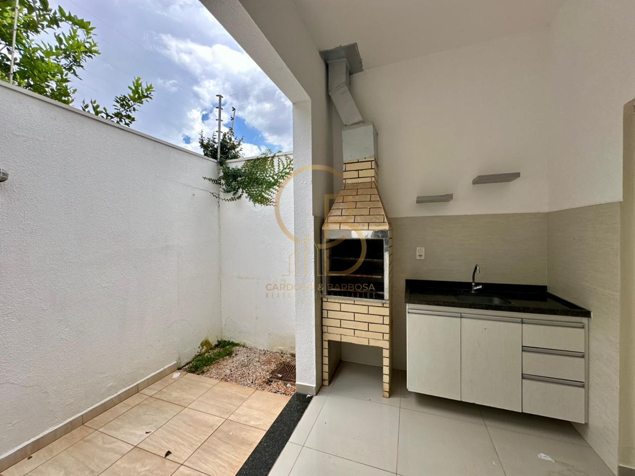 Sobrado &agrave; Venda no Carand&aacute; Bosque  Campo Grande - 