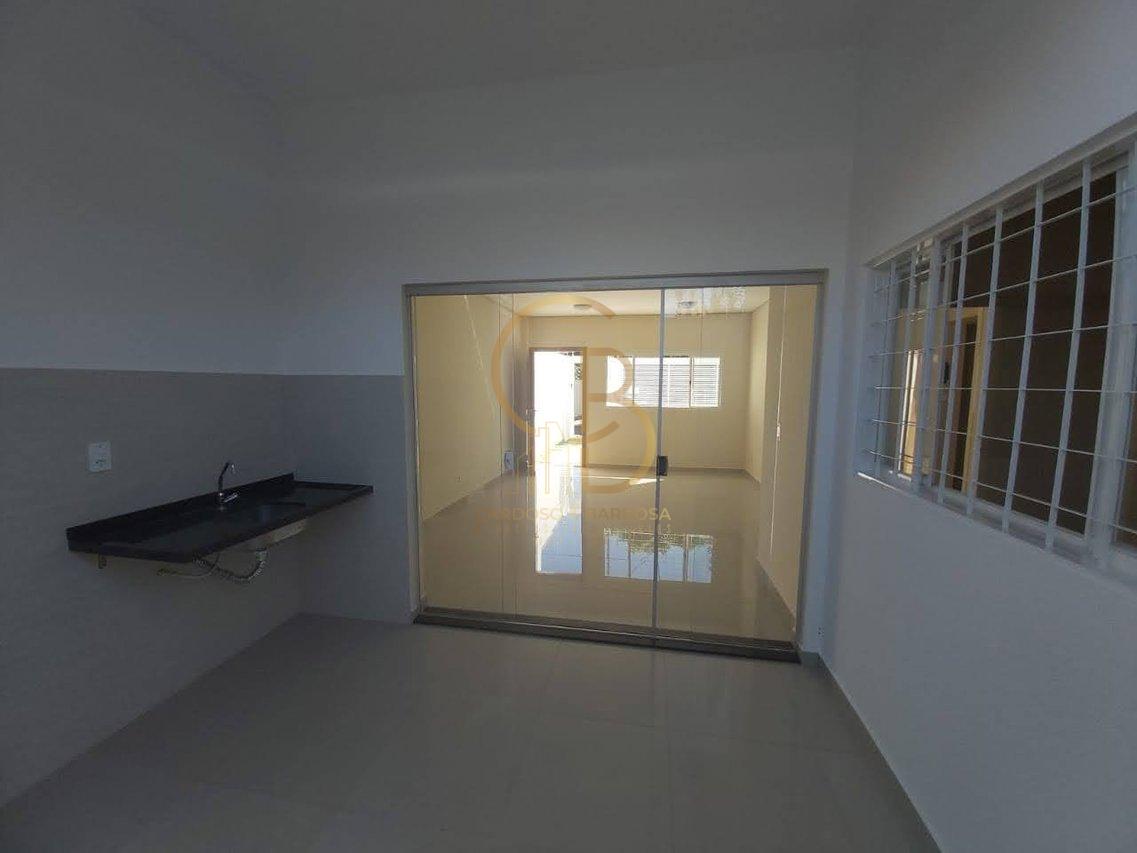 Sobrado &agrave; Venda no Carand&aacute; Bosque Rua Hélio Pereira Coelho Campo Grande - 