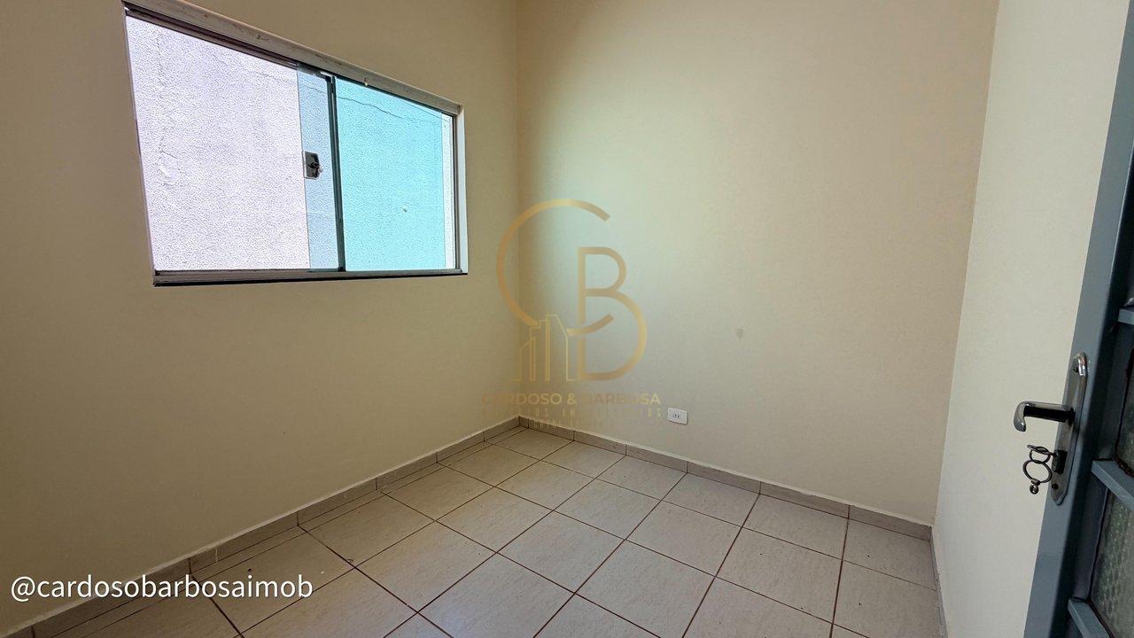 ALUGA-SE | Casa T&eacute;rrea Espa&ccedil;osa no Bairro Leblon &ndash; Ideal para Fam&iacute;lias Rua Felipe Calarge Campo Grande - 