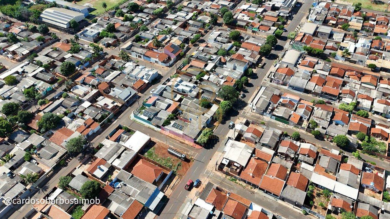 Terreno Comercial de Esquina no Aero Rancho &ndash; 300 m&sup2; Avenida Presidente Tancredo Neves Campo Grande - 