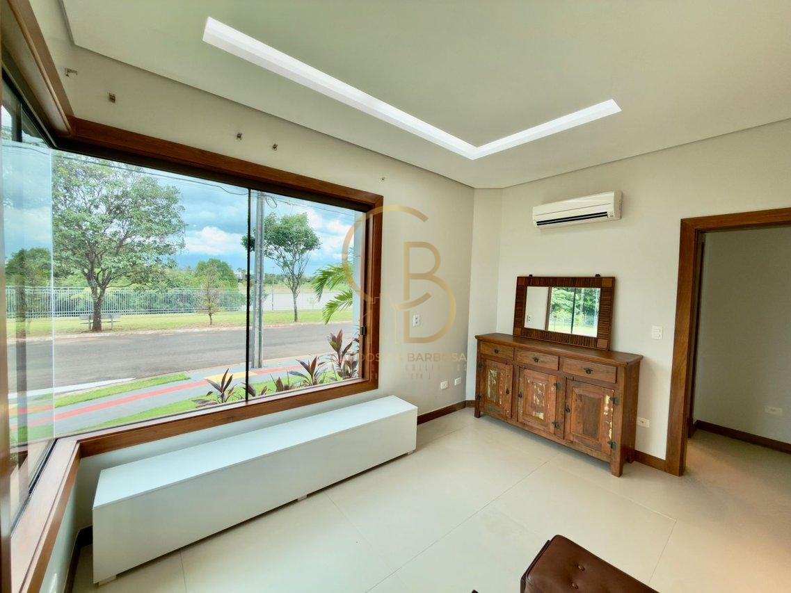 SOBRADO DE ESQUINA NO DAMHA III &ndash; PORTEIRA FECHADA COM VISTA PRIVILEGIADA PARA O LAGO!  Campo Grande - 