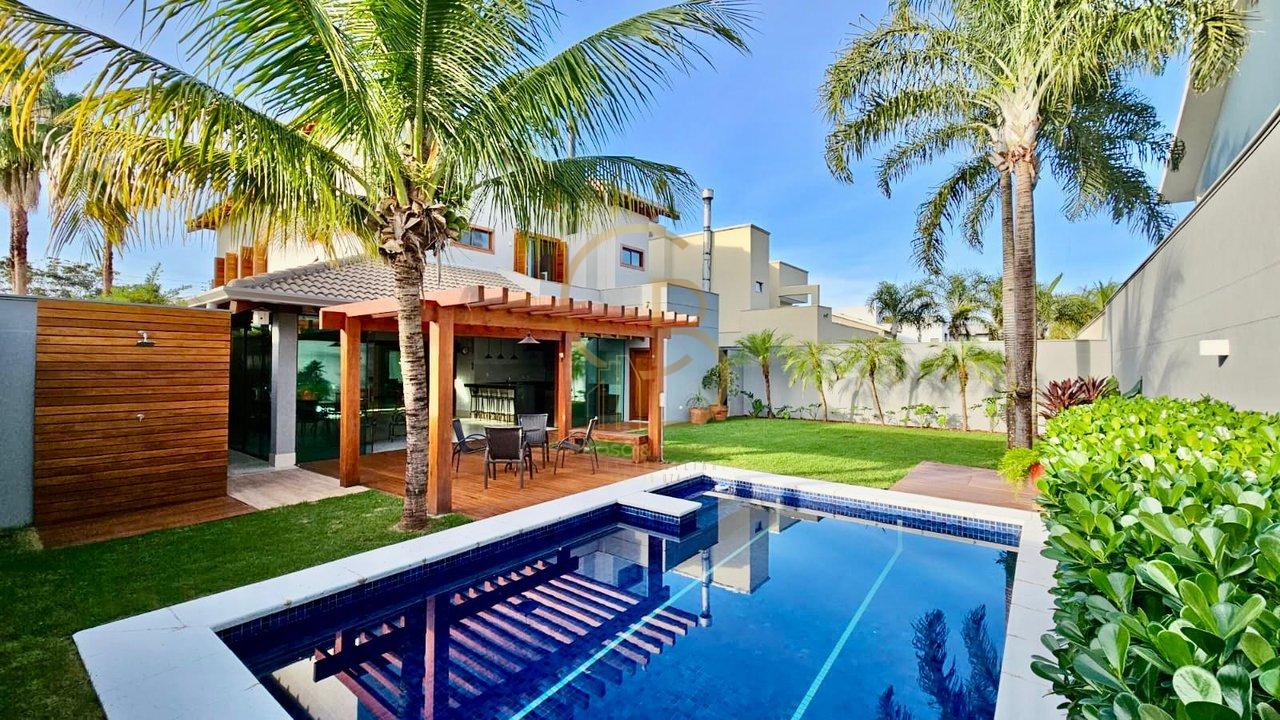 SOBRADO DE ESQUINA NO DAMHA III &ndash; PORTEIRA FECHADA COM VISTA PRIVILEGIADA PARA O LAGO!  Campo Grande - 