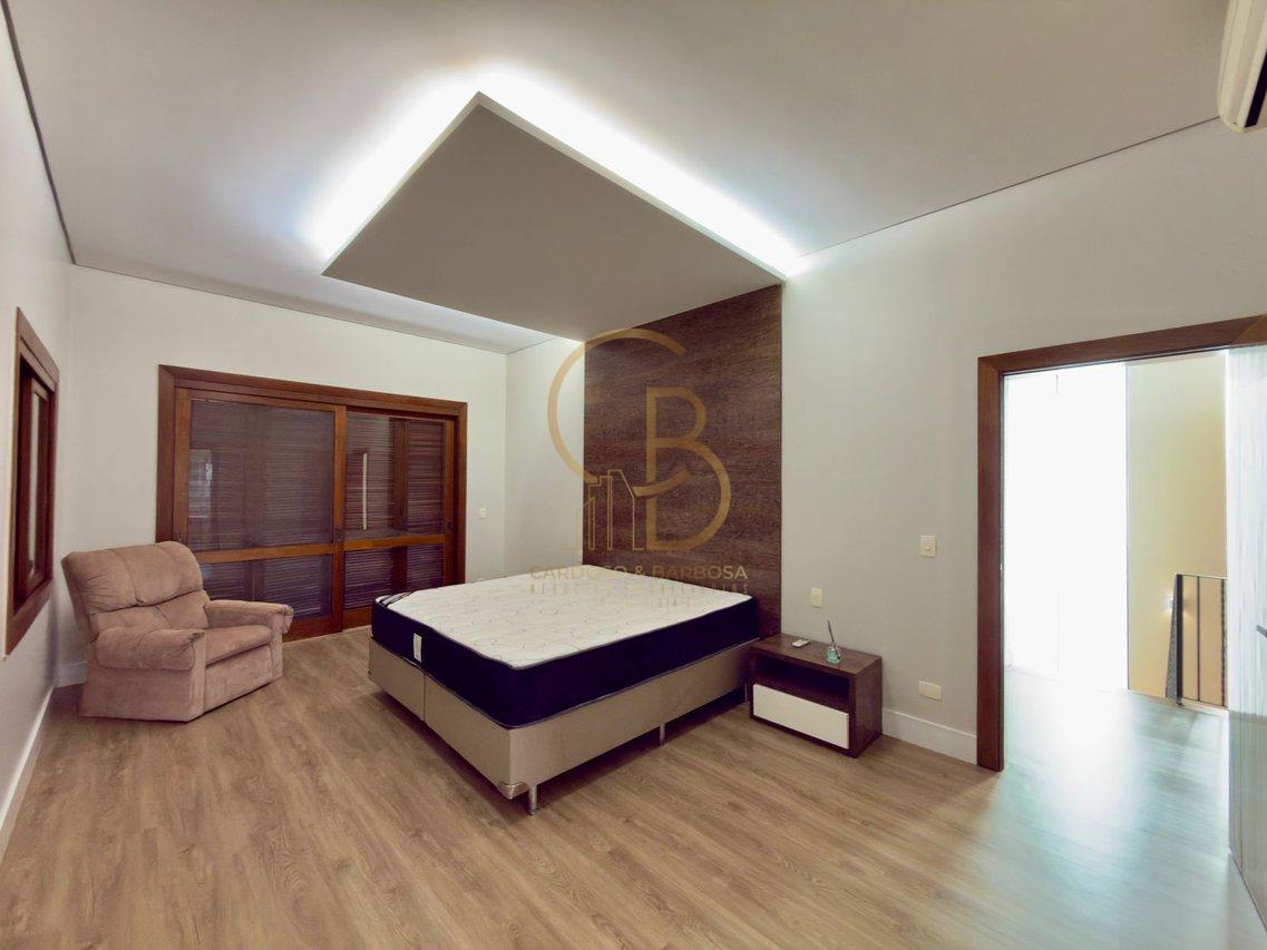 SOBRADO DE ESQUINA NO DAMHA III &ndash; PORTEIRA FECHADA COM VISTA PRIVILEGIADA PARA O LAGO!  Campo Grande - 