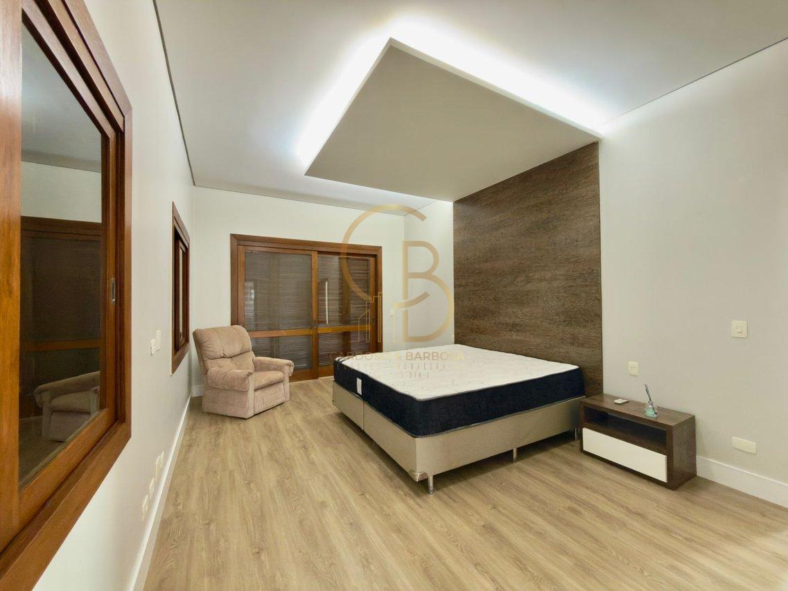 SOBRADO DE ESQUINA NO DAMHA III &ndash; PORTEIRA FECHADA COM VISTA PRIVILEGIADA PARA O LAGO!  Campo Grande - 