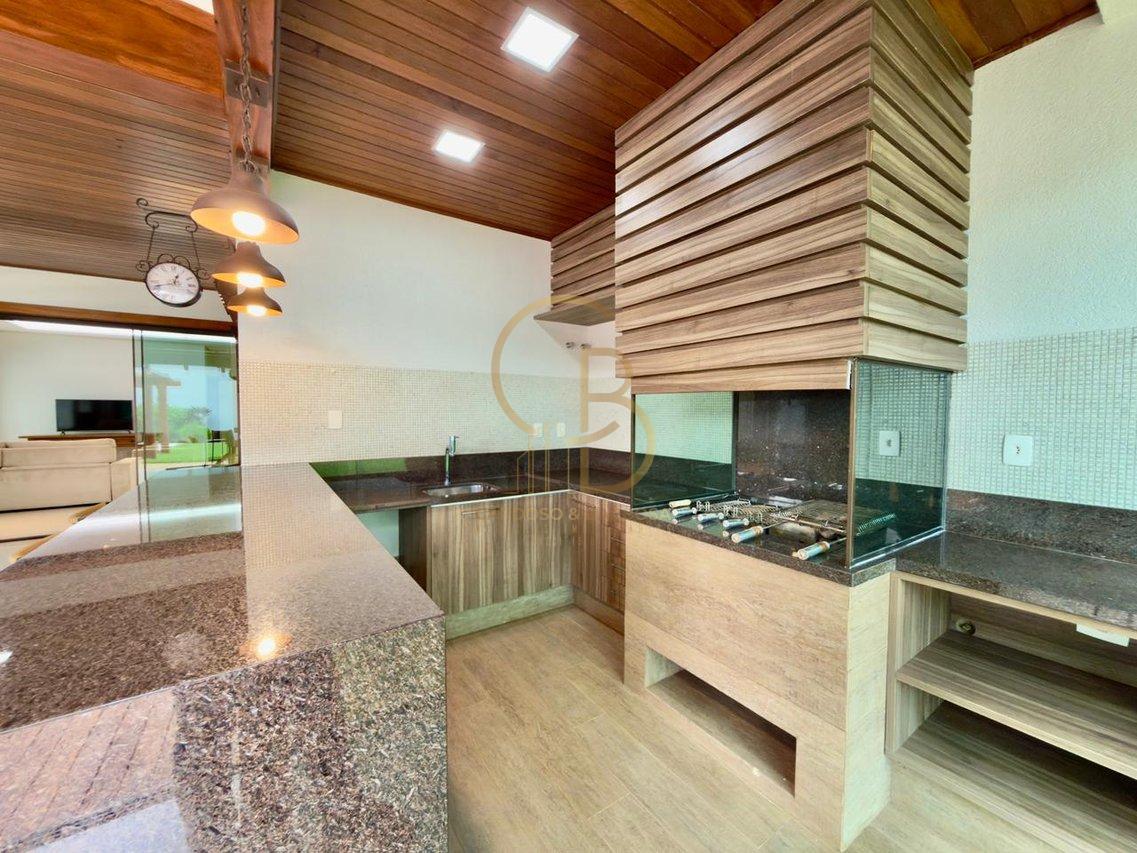 SOBRADO DE ESQUINA NO DAMHA III &ndash; PORTEIRA FECHADA COM VISTA PRIVILEGIADA PARA O LAGO!  Campo Grande - 