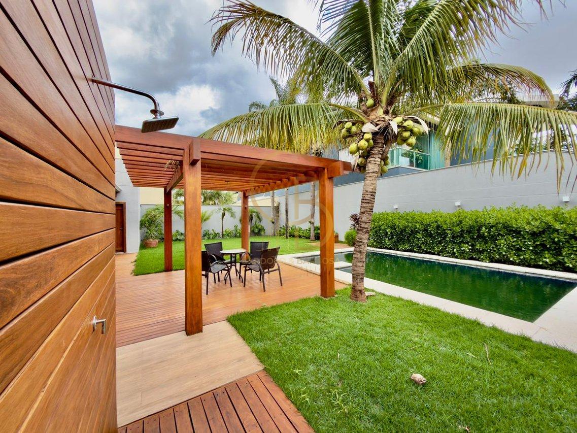 SOBRADO DE ESQUINA NO DAMHA III &ndash; PORTEIRA FECHADA COM VISTA PRIVILEGIADA PARA O LAGO!  Campo Grande - 