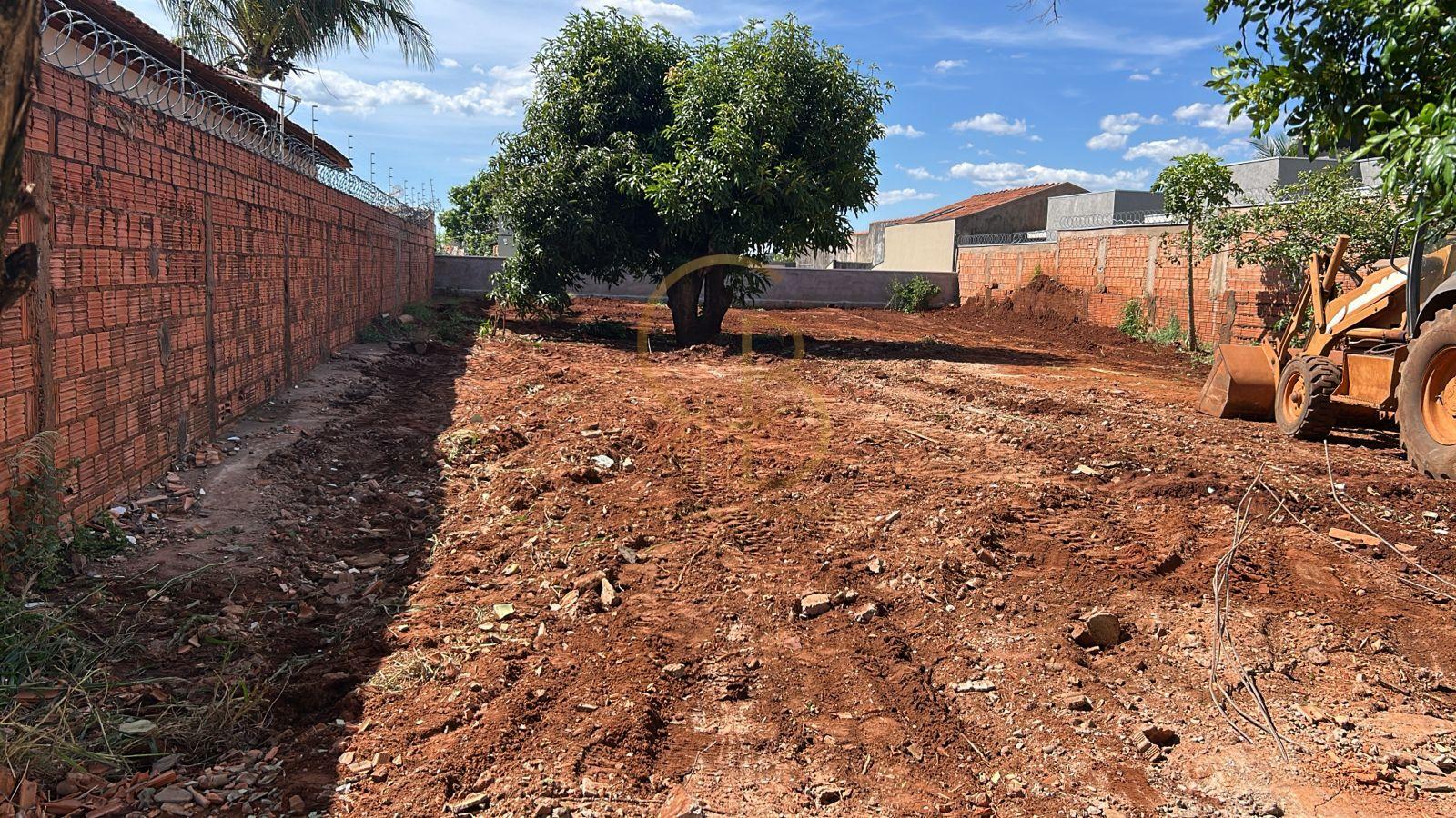 &Oacute;TIMA OPORTUNIDADE, TERRENO NO MORADA VERDE - REGI&Atilde;O DO CEL ANTONINO Rua Pelicano Campo Grande - 