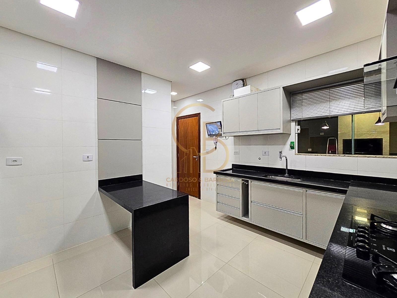 CASA DOS SONHOS NO VILAS BOAS | 3 SU&Iacute;TES + PISCINA AQUECIDA | RICA EM ARM&Aacute;RIOS  Campo Grande - 