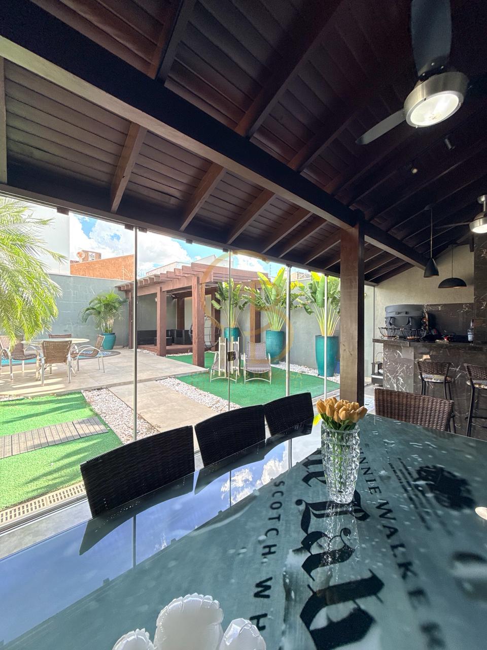 MARAVILHOSA CASA T&Eacute;RREA - RICA EM ARM&Aacute;RIOS PLANEJADOS  Campo Grande - 