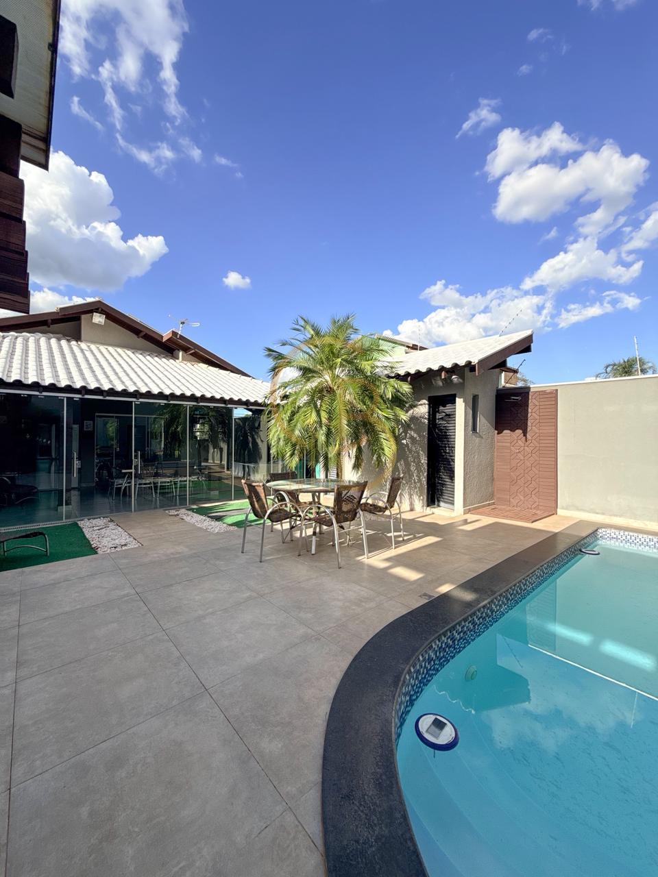 MARAVILHOSA CASA T&Eacute;RREA - RICA EM ARM&Aacute;RIOS PLANEJADOS  Campo Grande - 