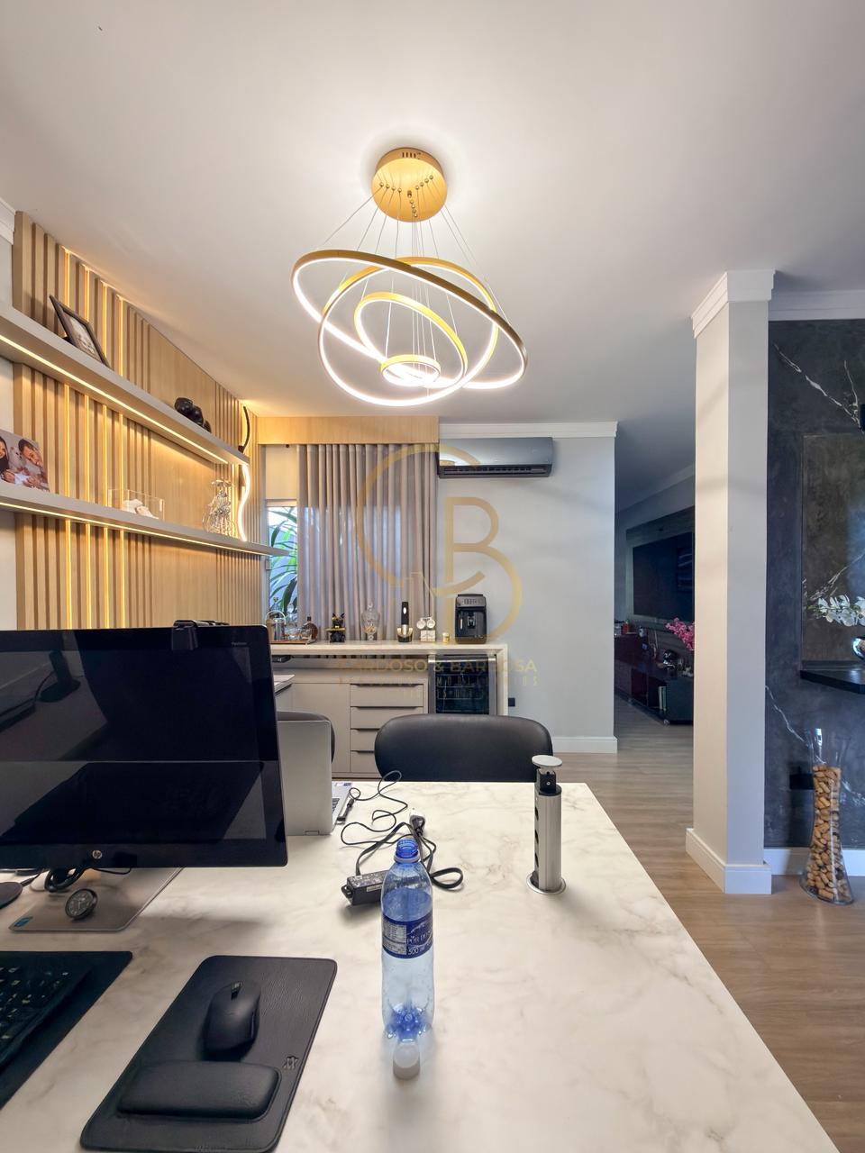 MARAVILHOSA CASA T&Eacute;RREA - RICA EM ARM&Aacute;RIOS PLANEJADOS  Campo Grande - 