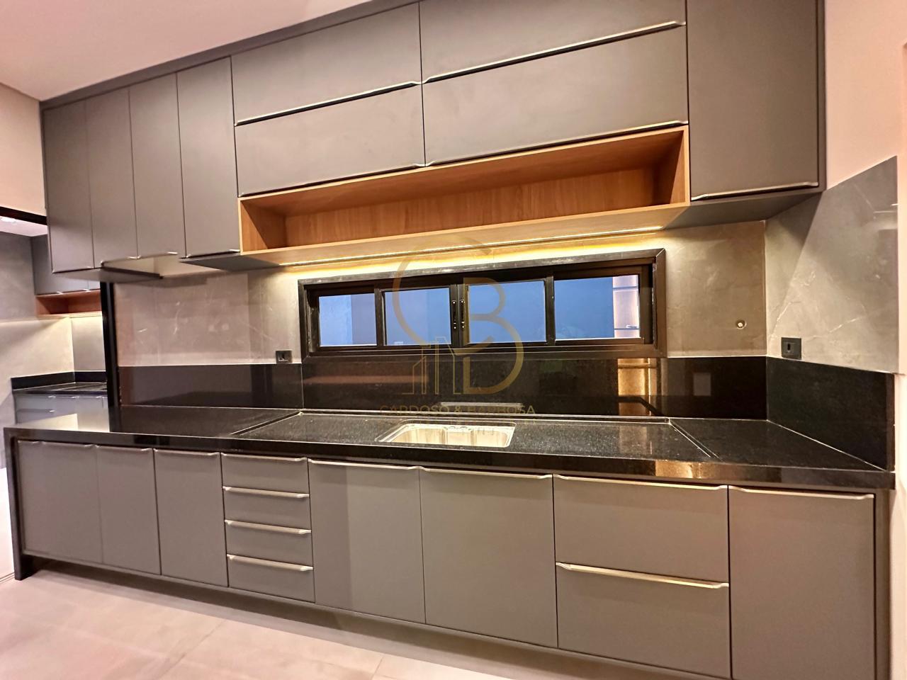 LUXO E CONFORTO NO RITA VIEIRA: CASA T&Eacute;RREA COM 3 SU&Iacute;TES E PISCINA AQUECIDA! Rua Assunção Campo Grande - 