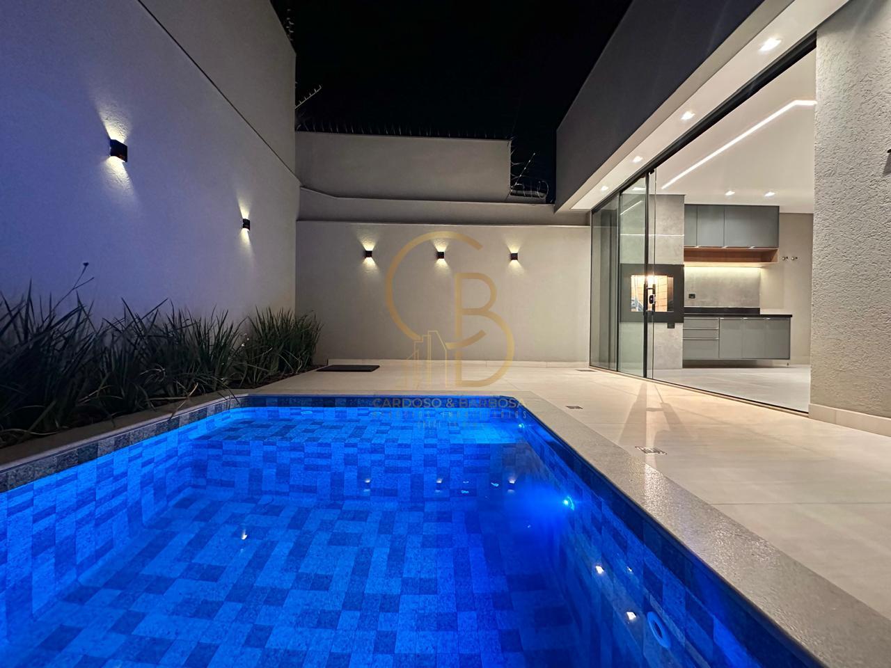 LUXO E CONFORTO NO RITA VIEIRA: CASA T&Eacute;RREA COM 3 SU&Iacute;TES E PISCINA AQUECIDA! Rua Assunção Campo Grande - 