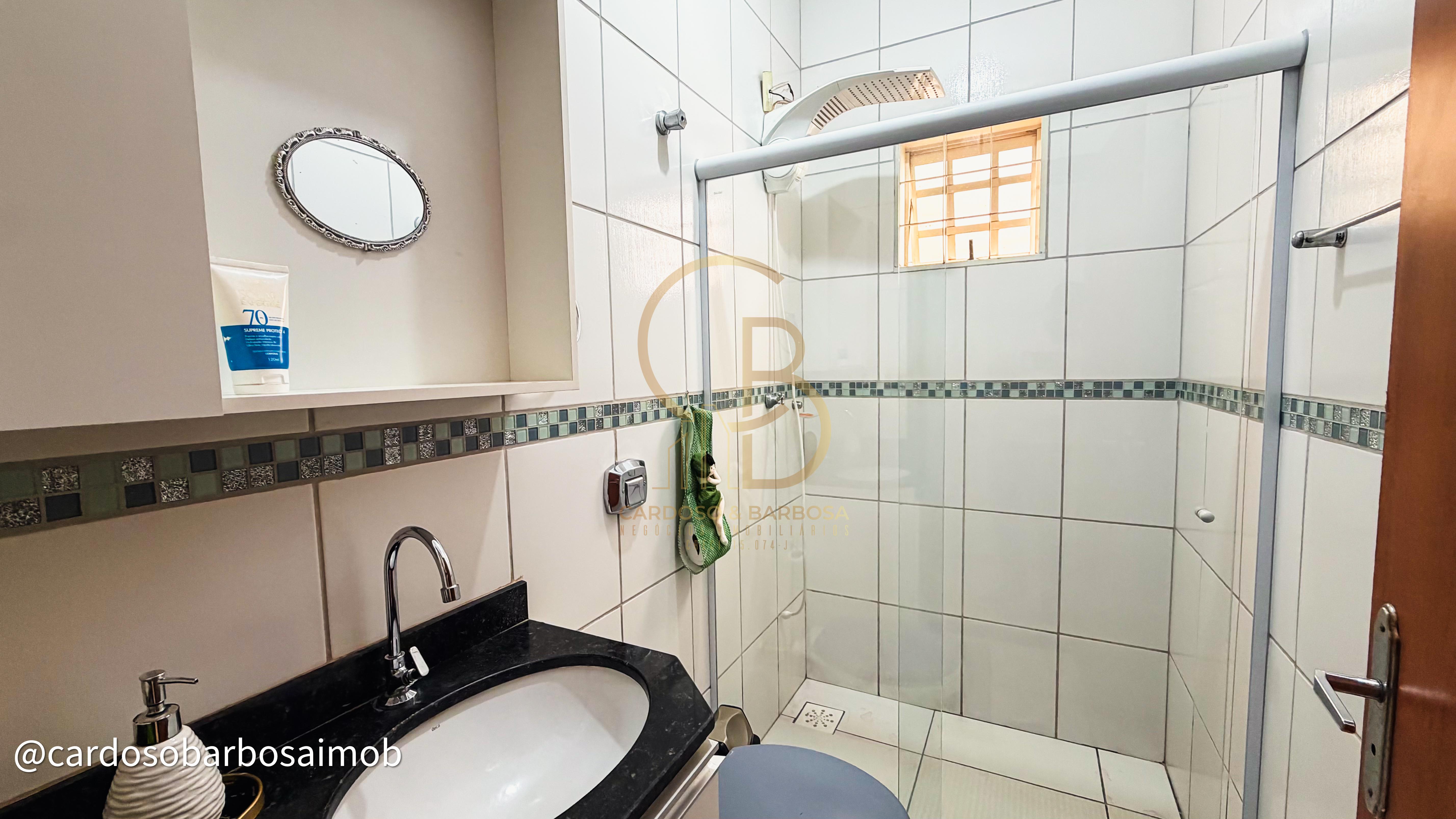 Excelente sobrado com 4 quartos, piscina e varanda gourmet &agrave; venda  Campo Grande - 