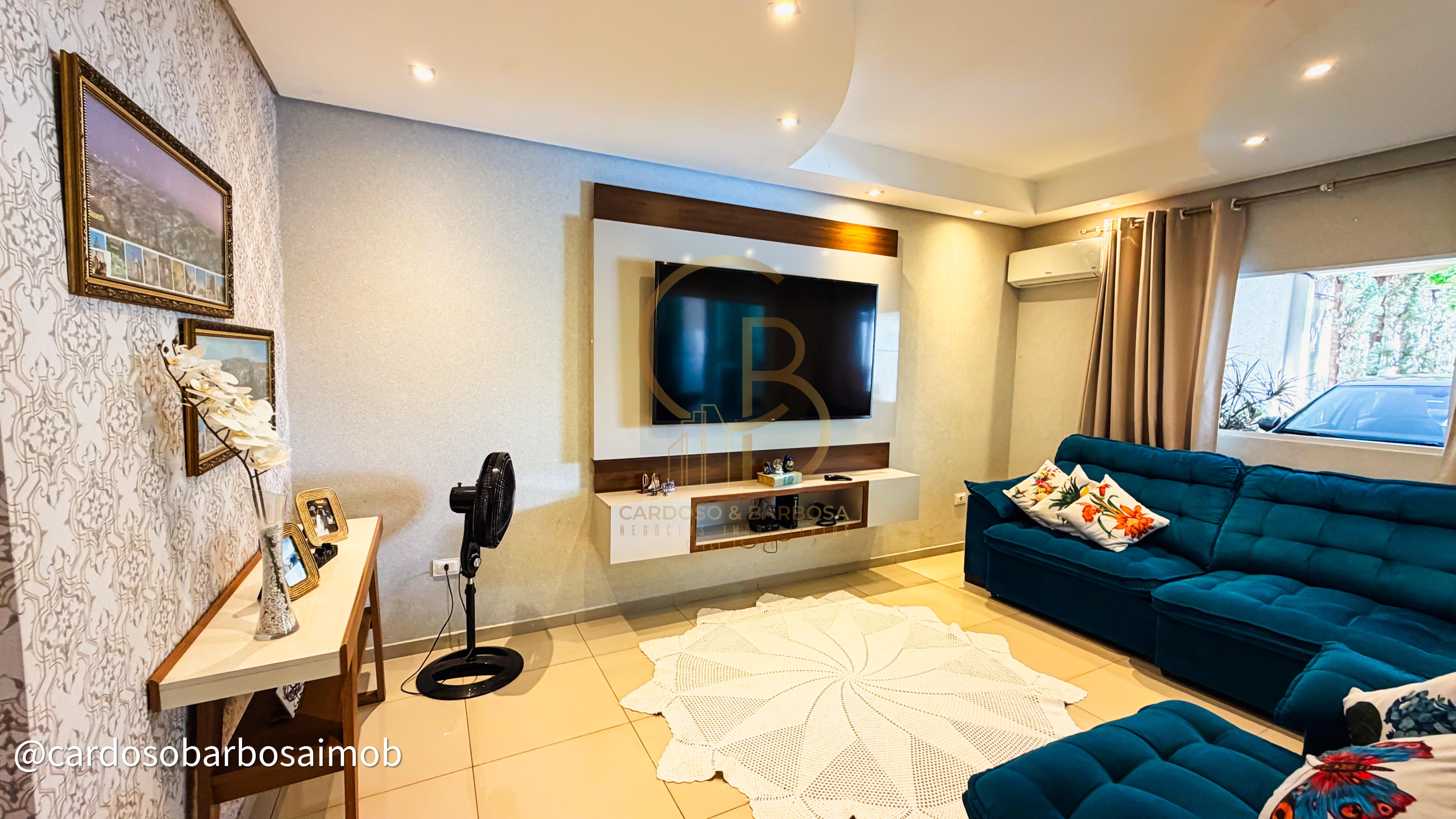 Excelente sobrado com 4 quartos, piscina e varanda gourmet &agrave; venda  Campo Grande - 