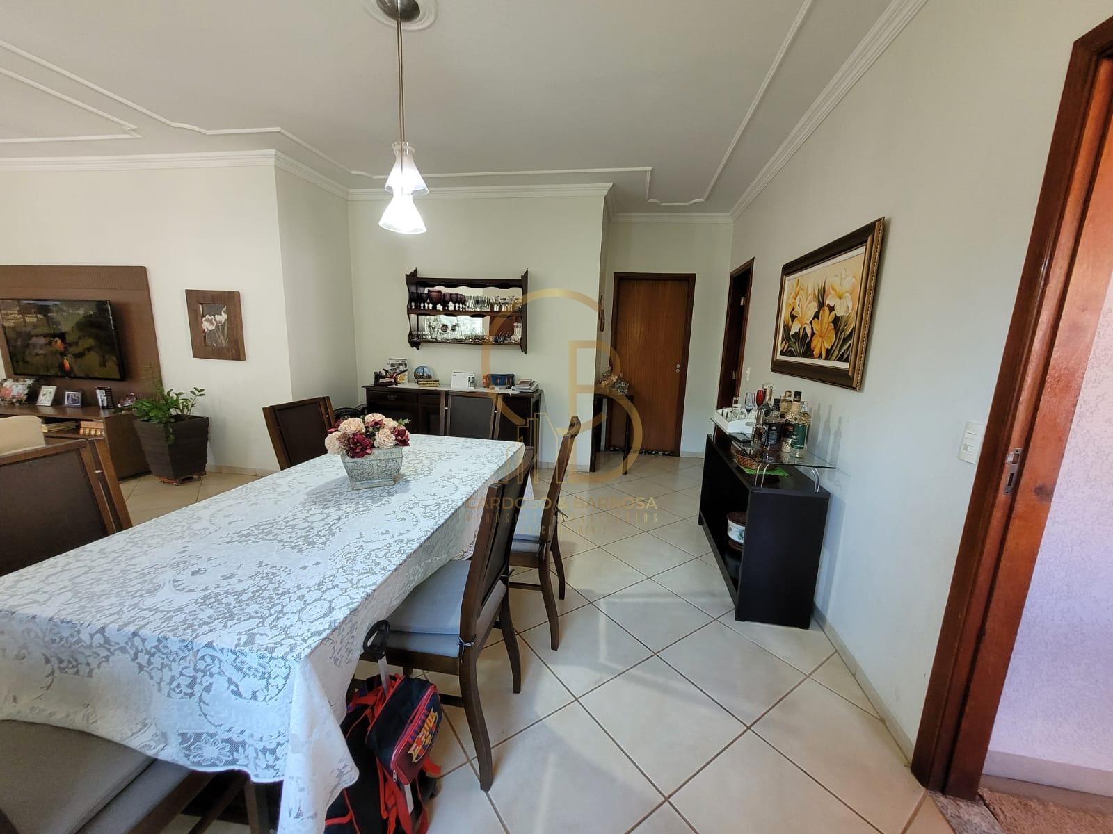 OPORTUNIDADE IMPERD&Iacute;VEL: CASA COMPLETA COM 3 SU&Iacute;TES + ESPA&Ccedil;O GOURMET E ESCRIT&Oacute;RIO  Campo Grande - 