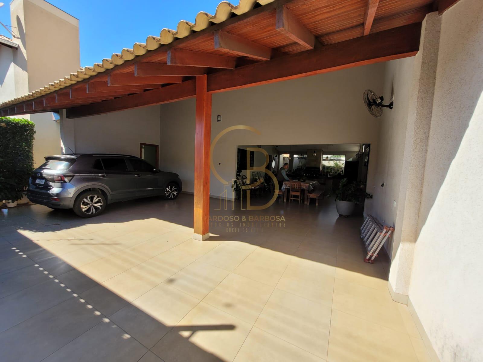 OPORTUNIDADE IMPERD&Iacute;VEL: CASA COMPLETA COM 3 SU&Iacute;TES + ESPA&Ccedil;O GOURMET E ESCRIT&Oacute;RIO  Campo Grande - 