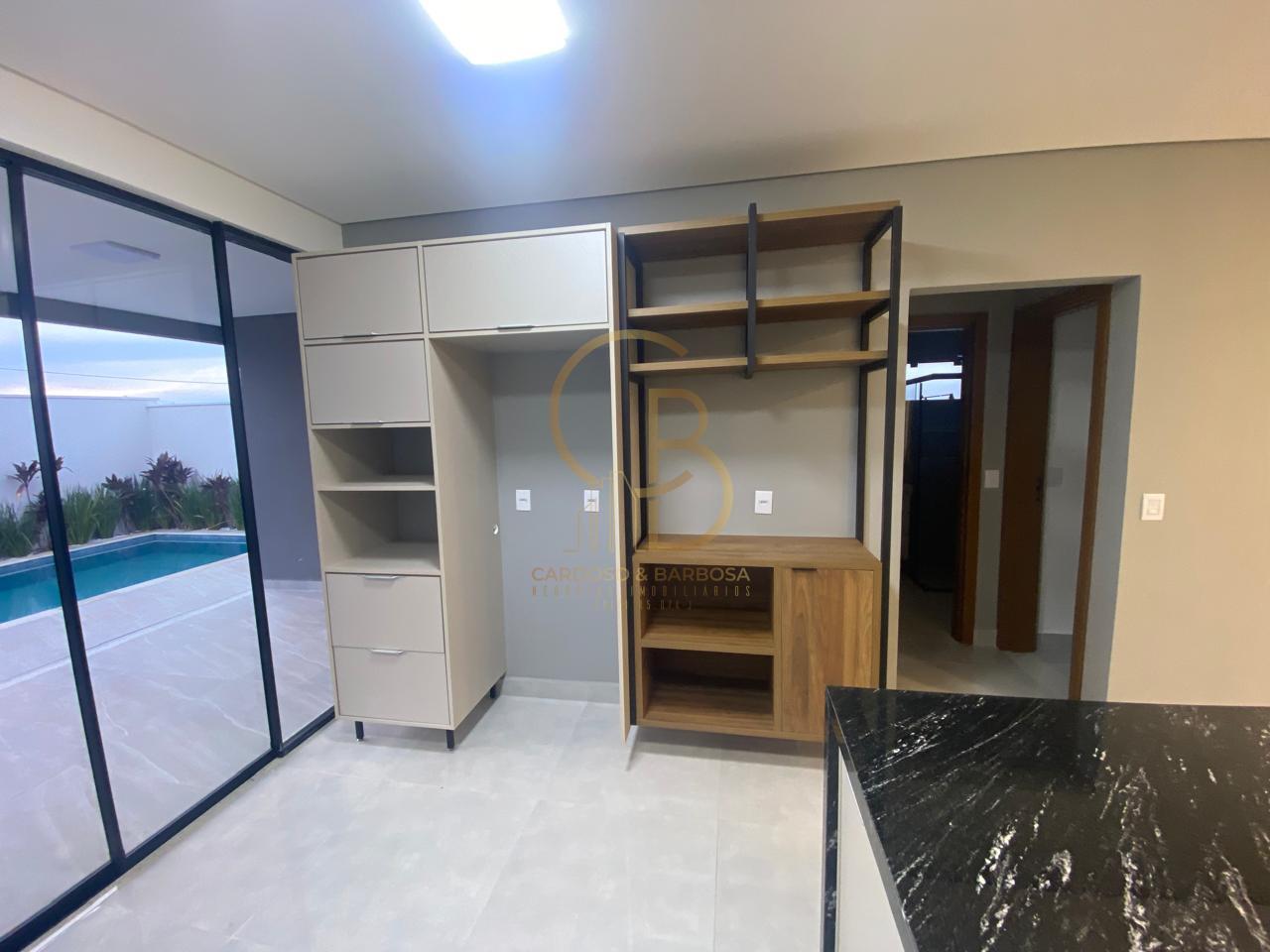 CASA MODERNA E COMPLETA NO CONDOM&Iacute;NIO RESERVA SANTA IN&Ecirc;S &ndash; PRONTA PARA MORAR!  Campo Grande - 