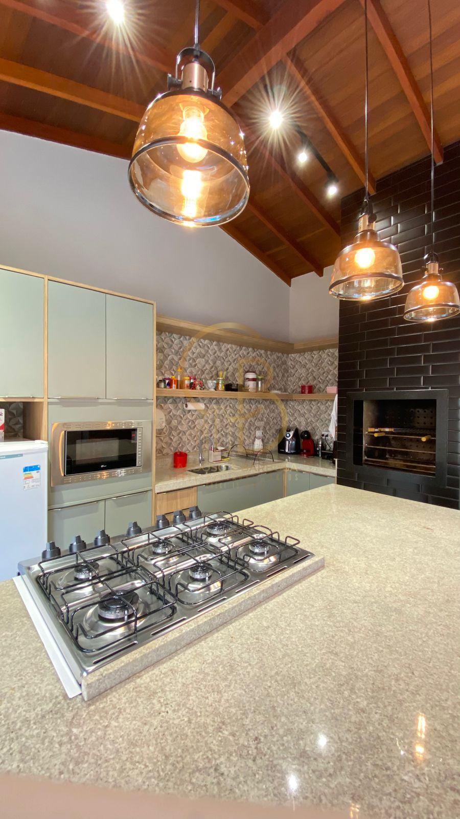 SOBRADO EM CONDOM&Iacute;NIO NO VILAS BOAS &ndash; CONFORTO, PRIVACIDADE E LOCALIZA&Ccedil;&Atilde;O PRIVILEGIADA! Avenida Bom Pastor Campo Grande - 