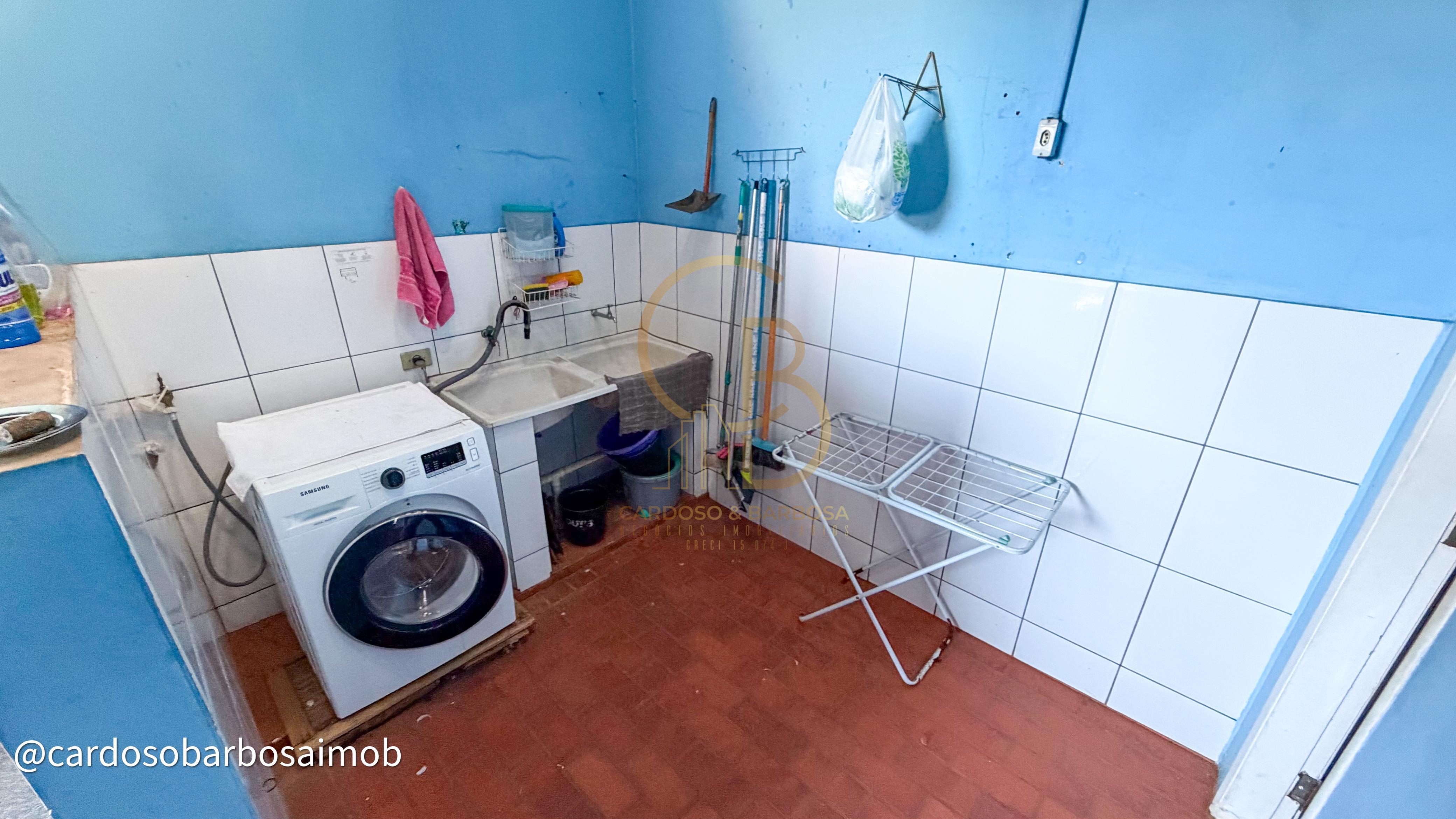 Sobrado &agrave; venda no Bairro Cabre&uacute;va &ndash; Campo Grande/MS  Campo Grande - 