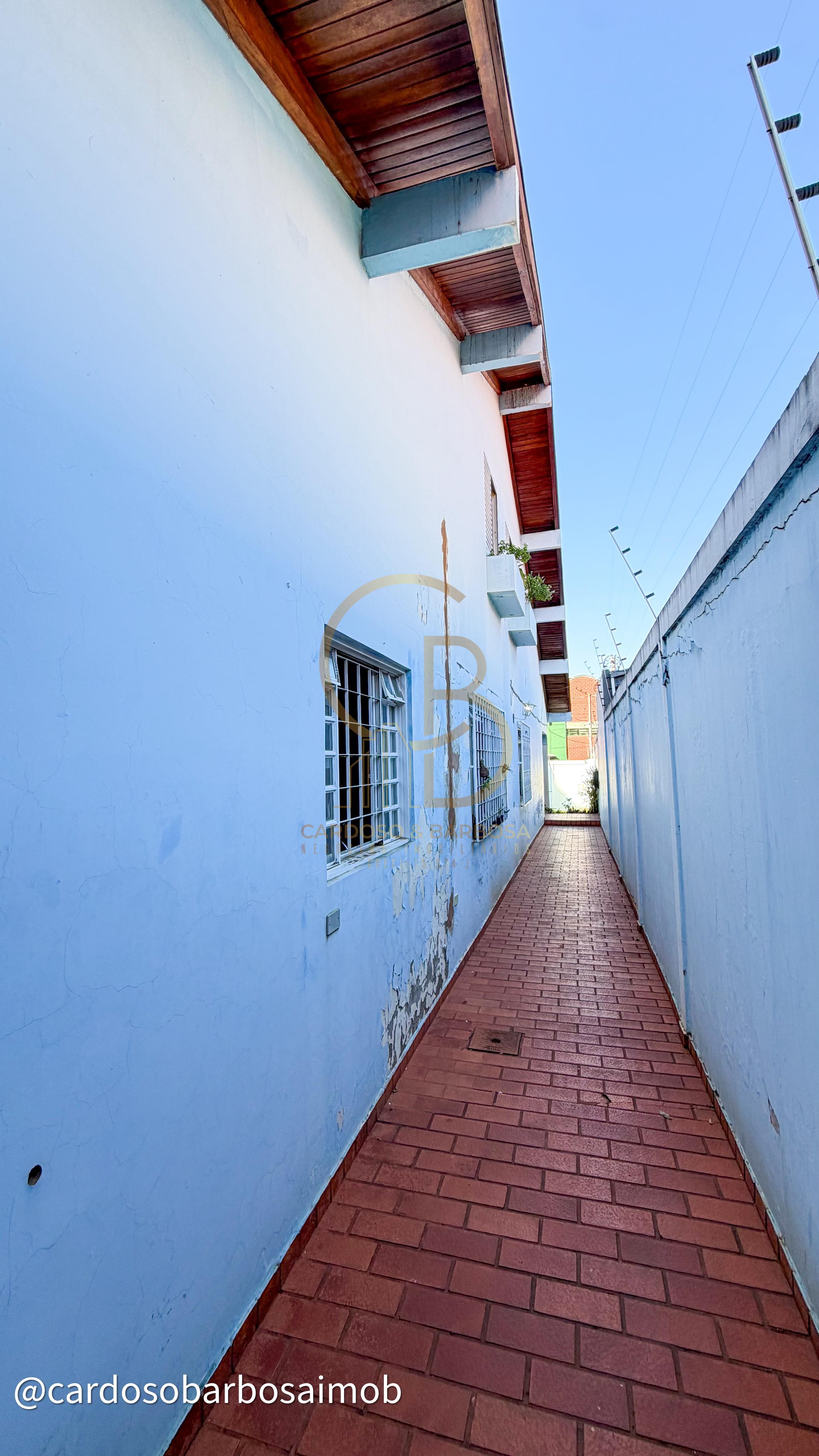 Sobrado &agrave; venda no Bairro Cabre&uacute;va &ndash; Campo Grande/MS  Campo Grande - 