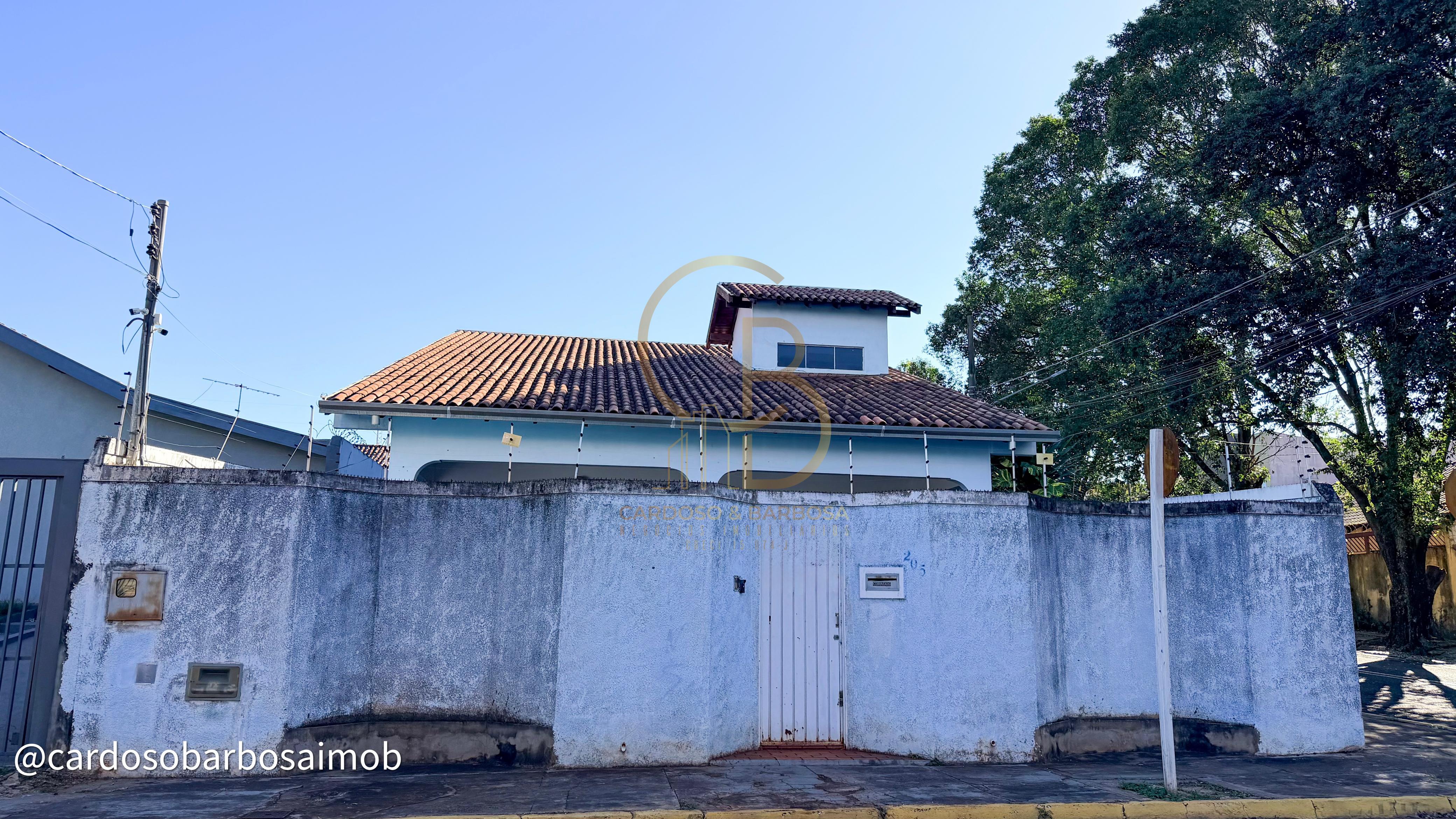 Sobrado &agrave; venda no Bairro Cabre&uacute;va &ndash; Campo Grande/MS  Campo Grande - 