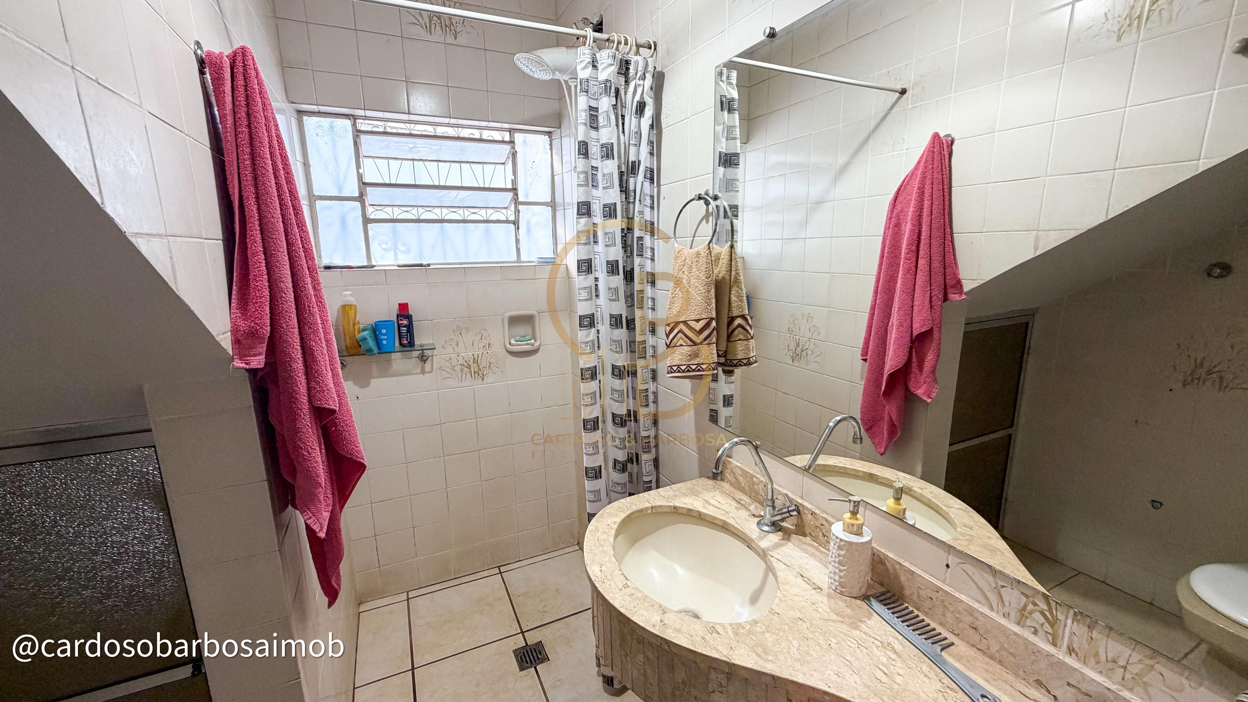 Sobrado &agrave; venda no Bairro Cabre&uacute;va &ndash; Campo Grande/MS  Campo Grande - 