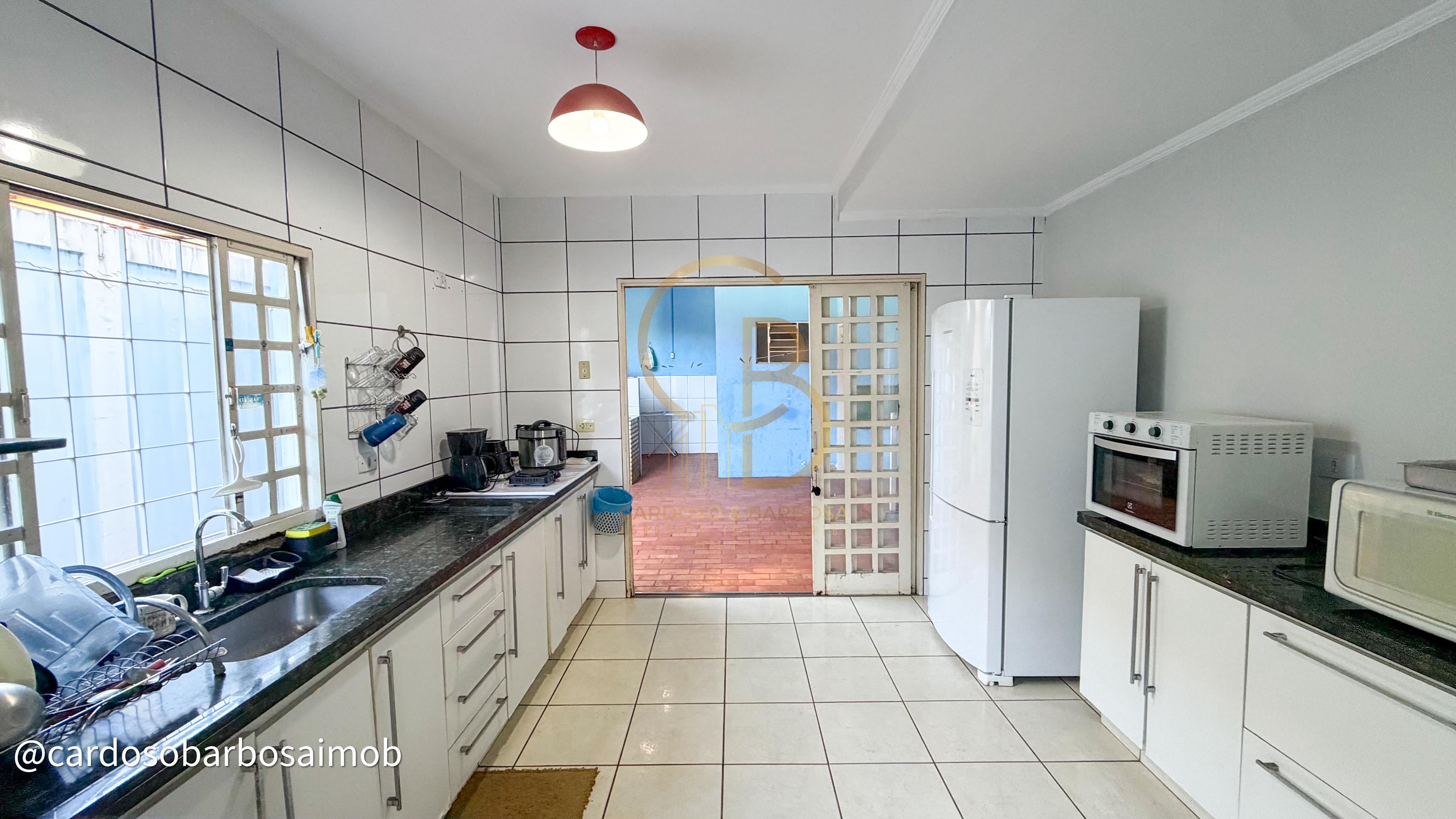 Sobrado &agrave; venda no Bairro Cabre&uacute;va &ndash; Campo Grande/MS  Campo Grande - 