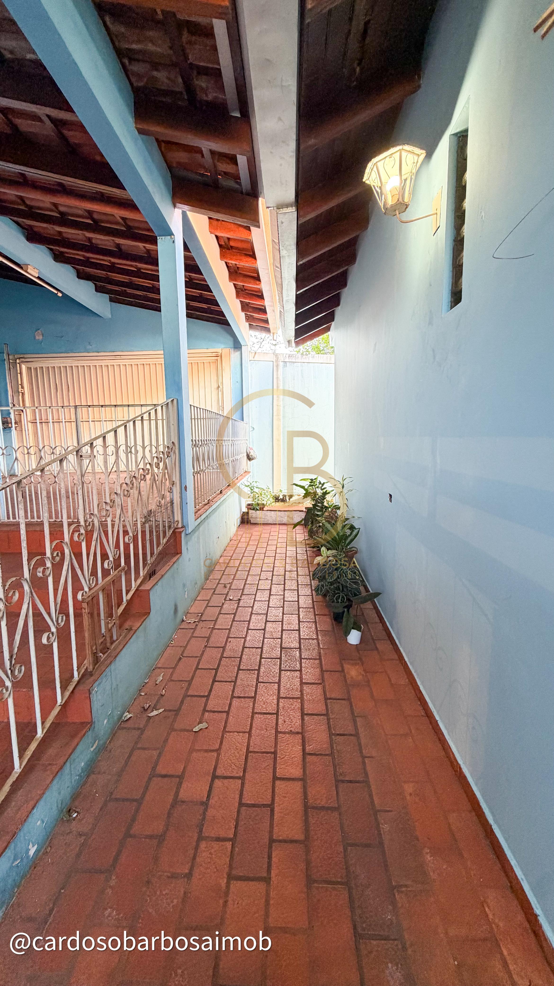 Sobrado &agrave; venda no Bairro Cabre&uacute;va &ndash; Campo Grande/MS  Campo Grande - 