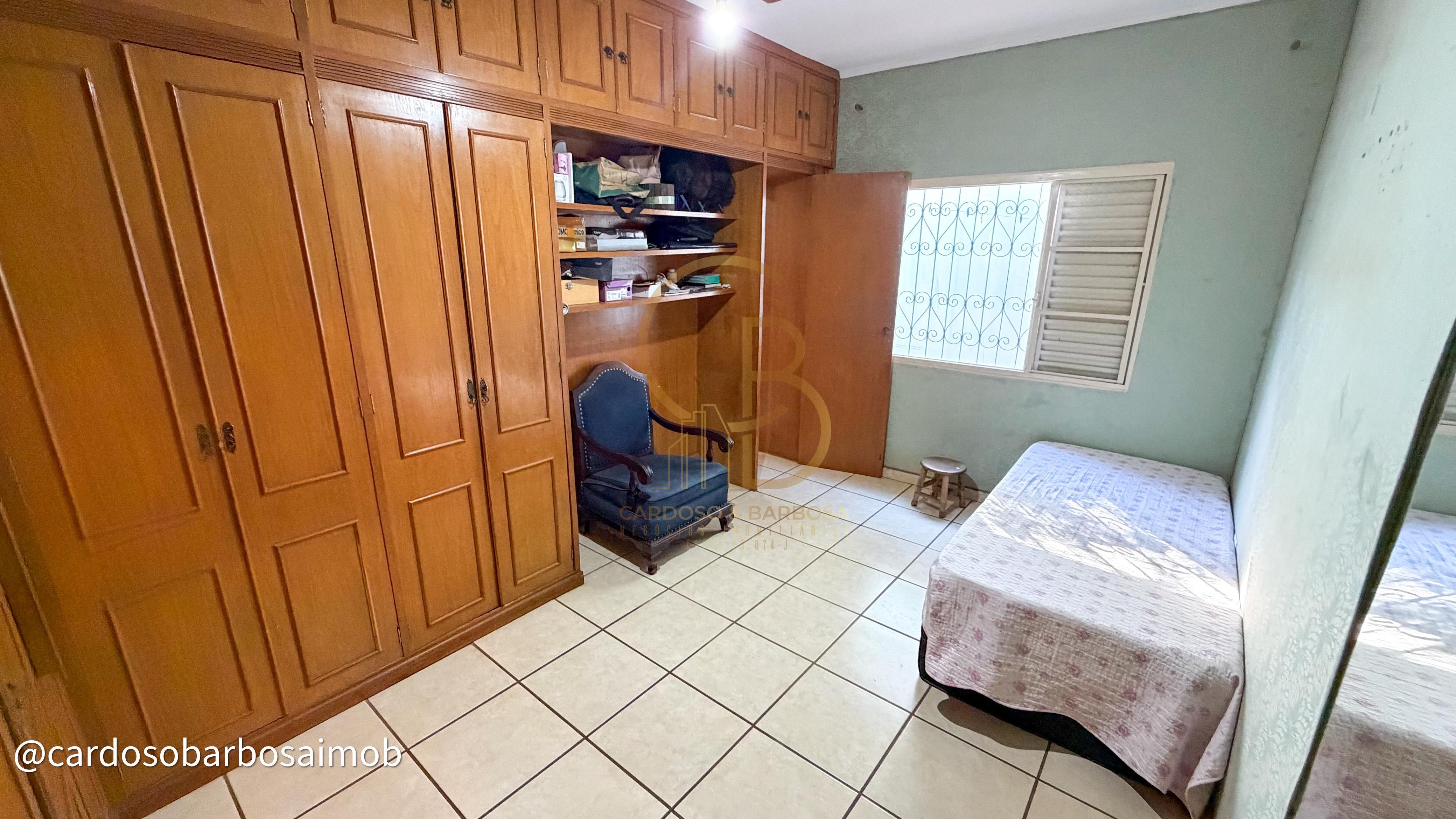 Sobrado &agrave; venda no Bairro Cabre&uacute;va &ndash; Campo Grande/MS  Campo Grande - 