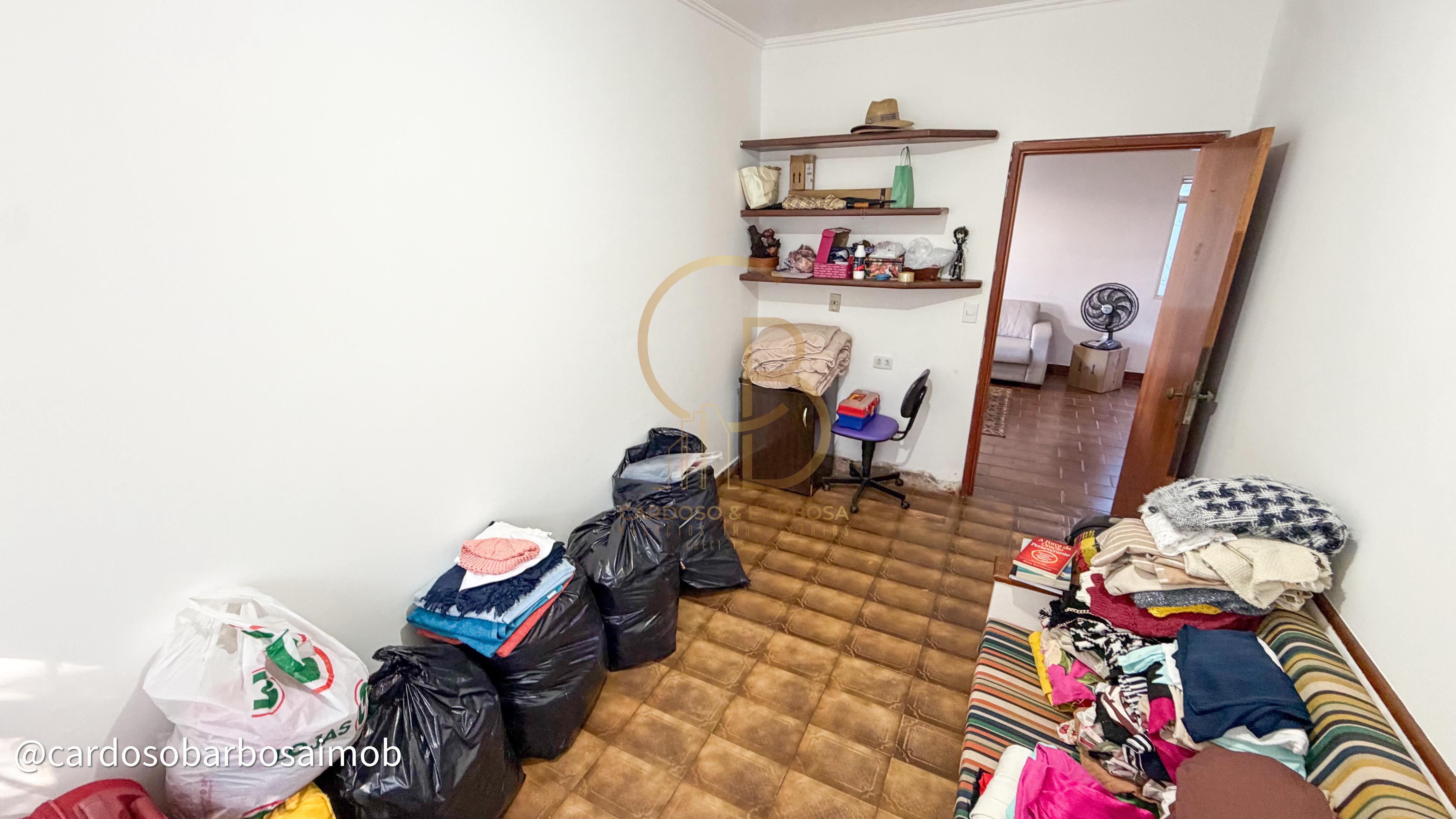 Sobrado &agrave; venda no Bairro Cabre&uacute;va &ndash; Campo Grande/MS  Campo Grande - 