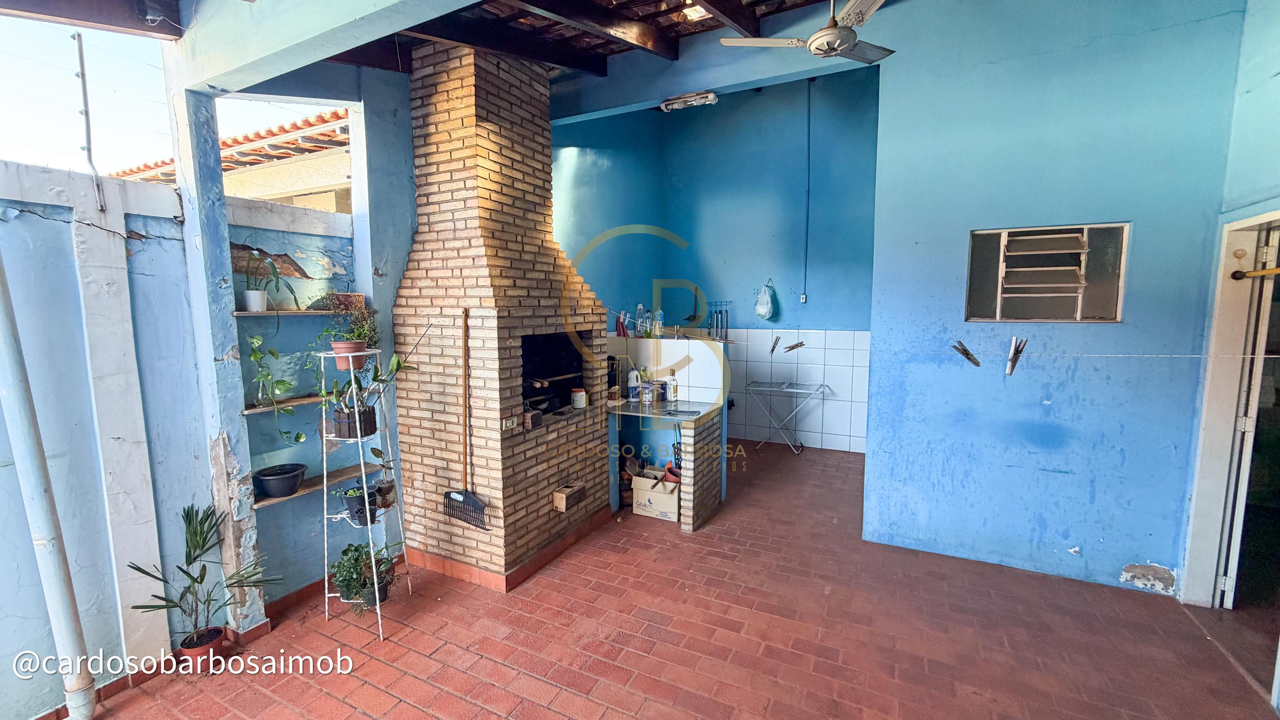 Sobrado &agrave; venda no Bairro Cabre&uacute;va &ndash; Campo Grande/MS  Campo Grande - 