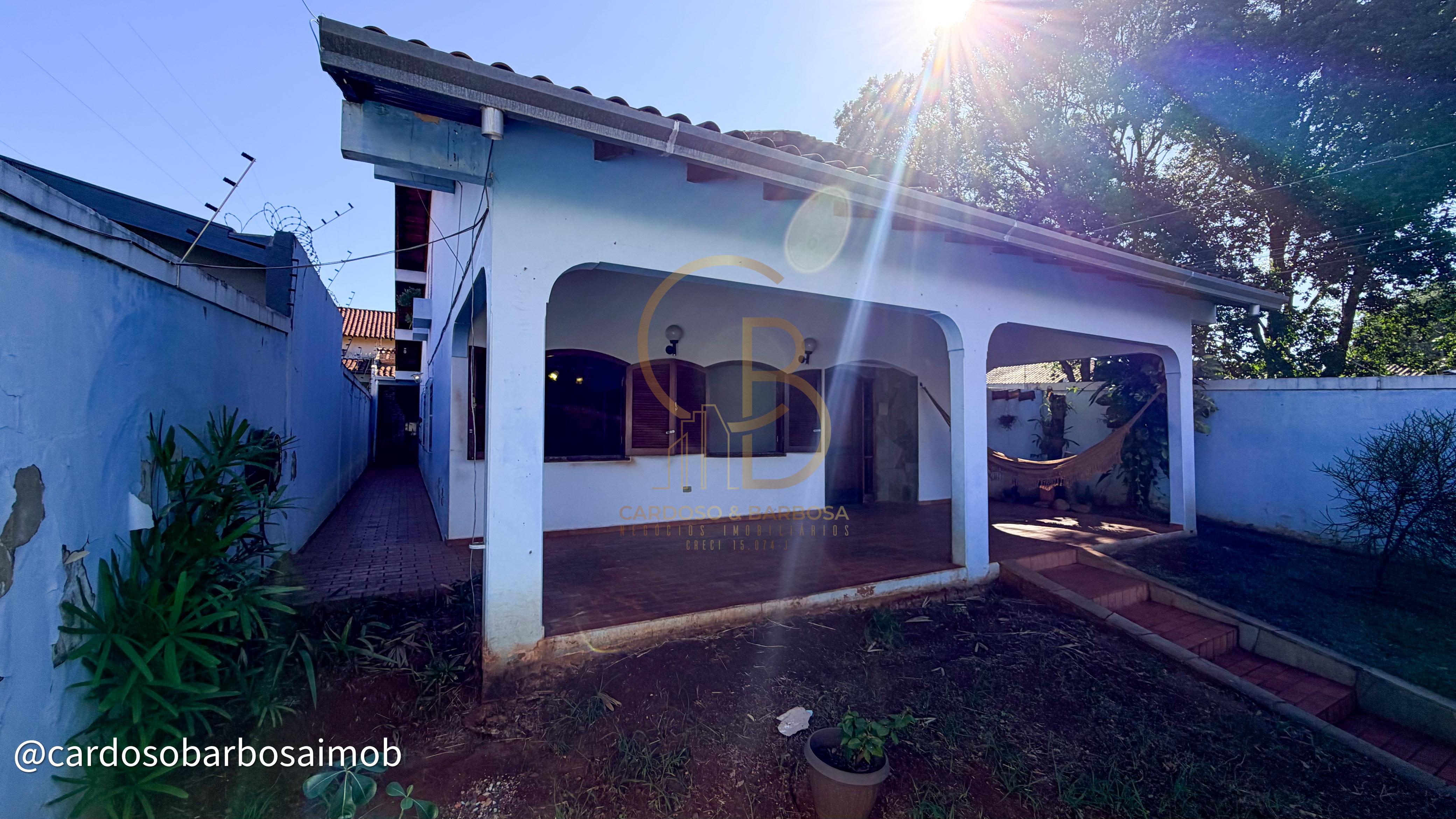 Sobrado &agrave; venda no Bairro Cabre&uacute;va &ndash; Campo Grande/MS  Campo Grande - 