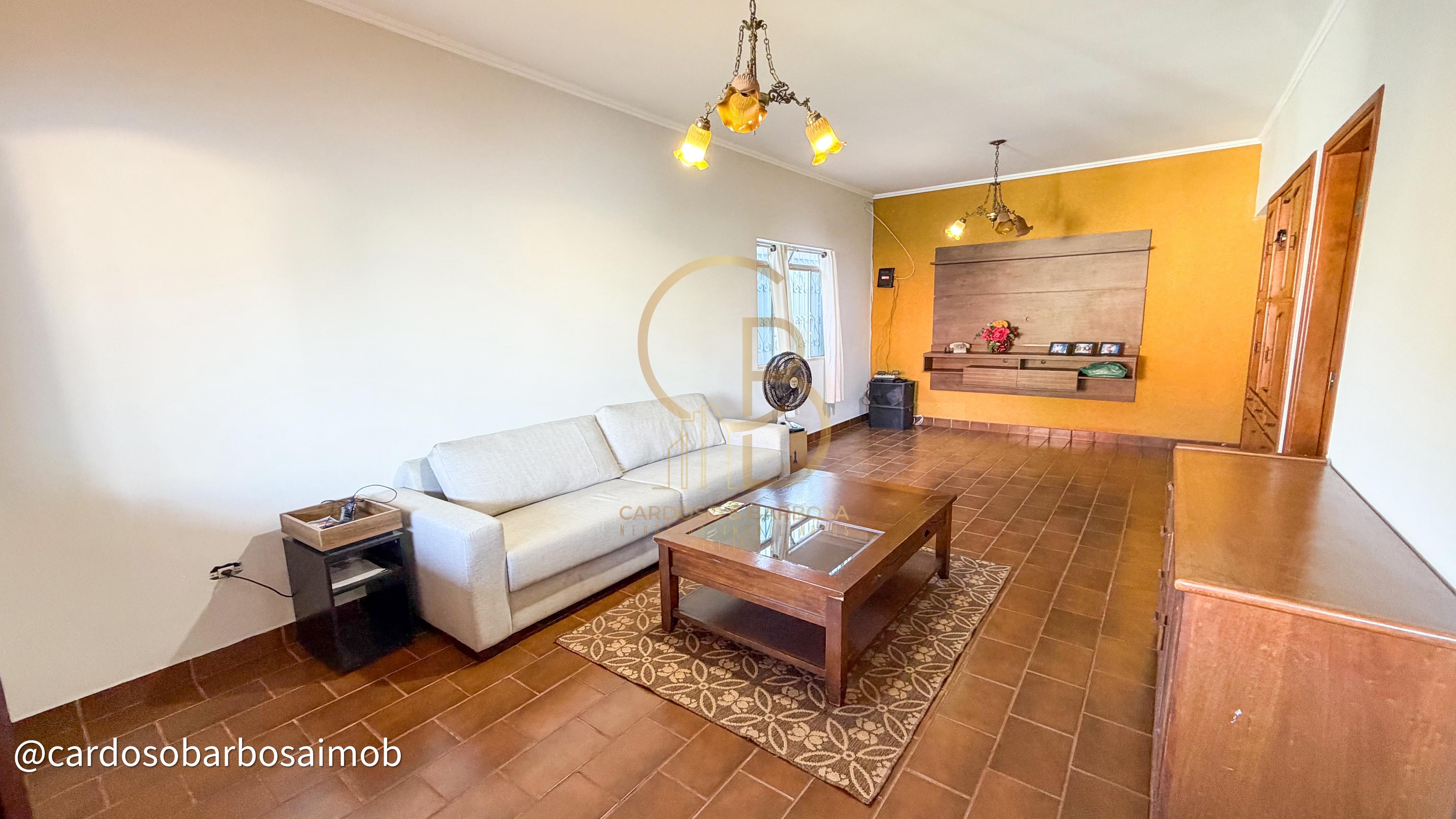 Sobrado &agrave; venda no Bairro Cabre&uacute;va &ndash; Campo Grande/MS  Campo Grande - 