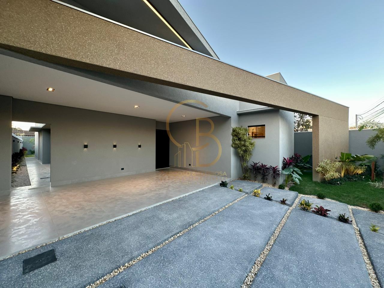 CASA DE ALTO PADR&Atilde;O NO CARAND&Aacute; BOSQUE | 3 SU&Iacute;TES, ESCRIT&Oacute;RIO E PISCINA AQUECIDA  Campo Grande - 