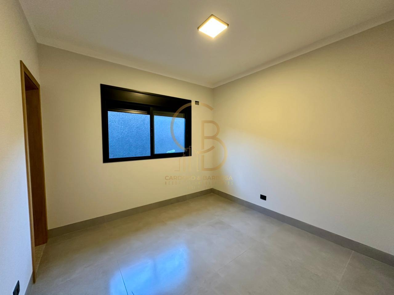CASA DE ALTO PADR&Atilde;O NO CARAND&Aacute; BOSQUE | 3 SU&Iacute;TES, ESCRIT&Oacute;RIO E PISCINA AQUECIDA  Campo Grande - 