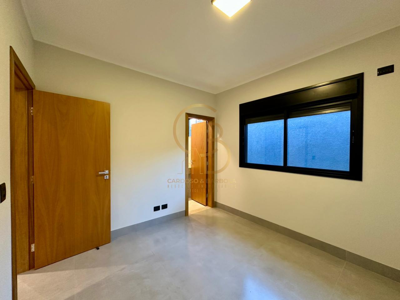 CASA DE ALTO PADR&Atilde;O NO CARAND&Aacute; BOSQUE | 3 SU&Iacute;TES, ESCRIT&Oacute;RIO E PISCINA AQUECIDA  Campo Grande - 