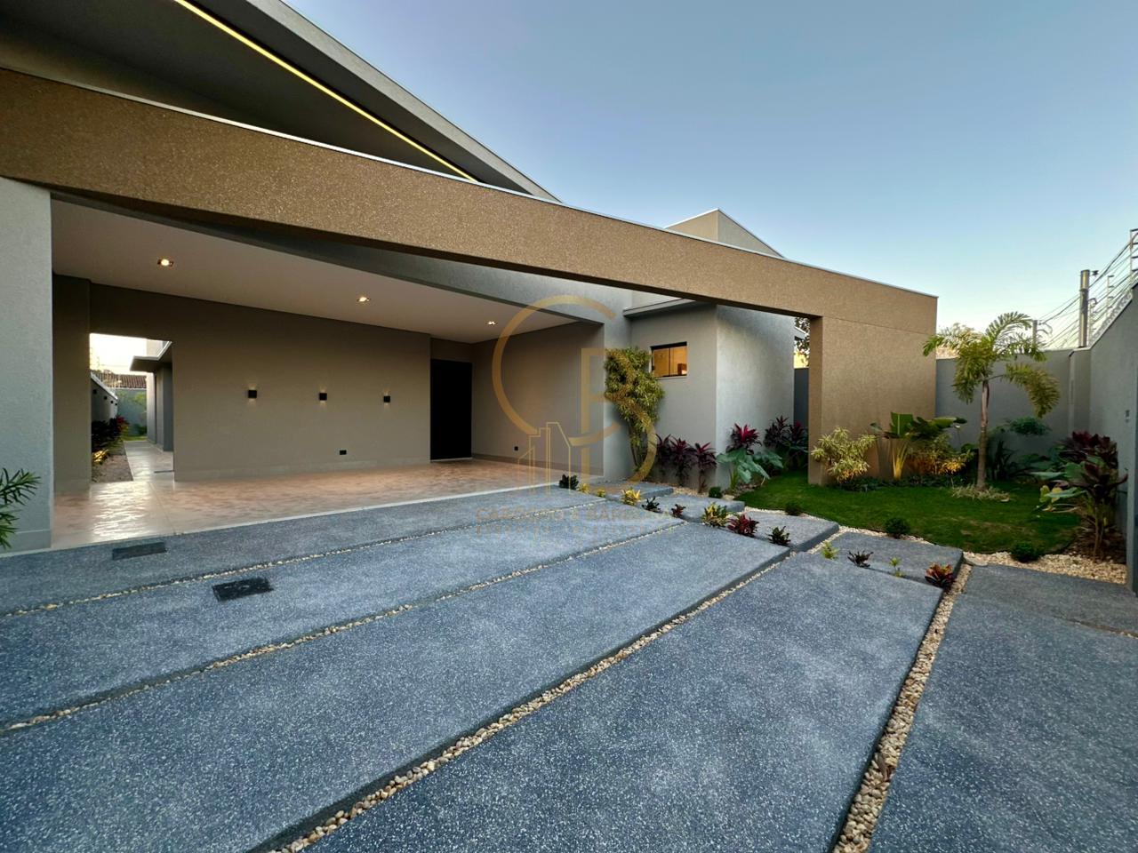 CASA DE ALTO PADR&Atilde;O NO CARAND&Aacute; BOSQUE | 3 SU&Iacute;TES, ESCRIT&Oacute;RIO E PISCINA AQUECIDA  Campo Grande - 