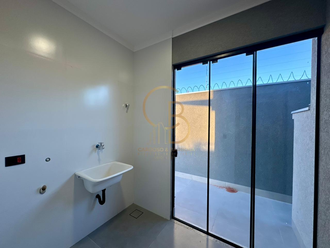 CASA DE ALTO PADR&Atilde;O NO CARAND&Aacute; BOSQUE | 3 SU&Iacute;TES, ESCRIT&Oacute;RIO E PISCINA AQUECIDA  Campo Grande - 