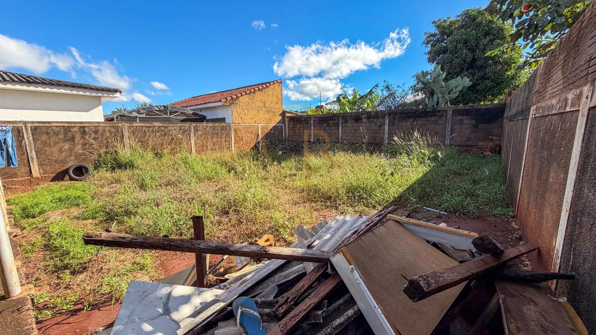 CASA &Agrave; VENDA NA VILA NASSER &ndash; OPORTUNIDADE PARA INVESTIDORES Rua Estevão de Mendonça Campo Grande - 