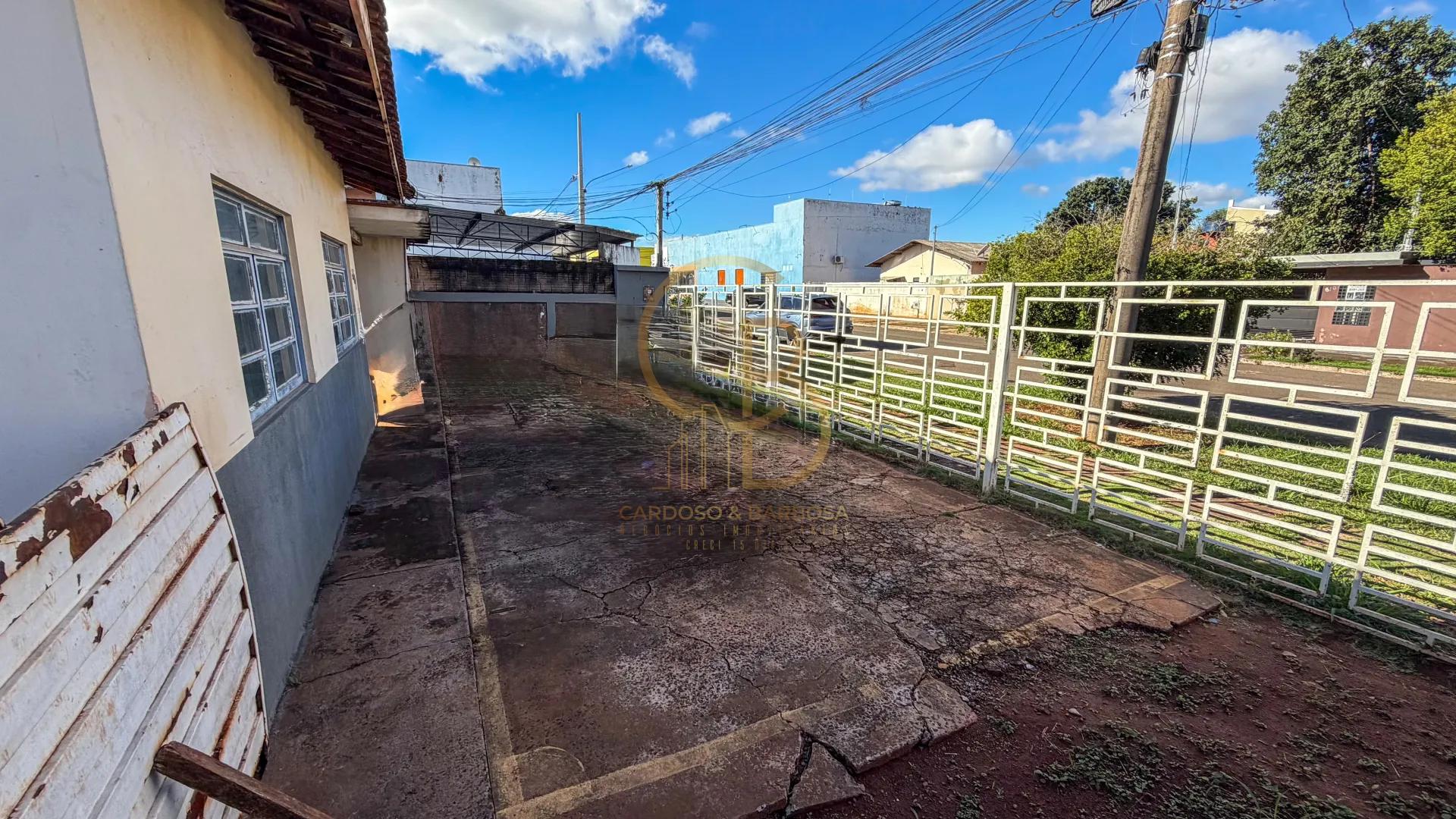 CASA &Agrave; VENDA NA VILA NASSER &ndash; OPORTUNIDADE PARA INVESTIDORES Rua Estevão de Mendonça Campo Grande - 