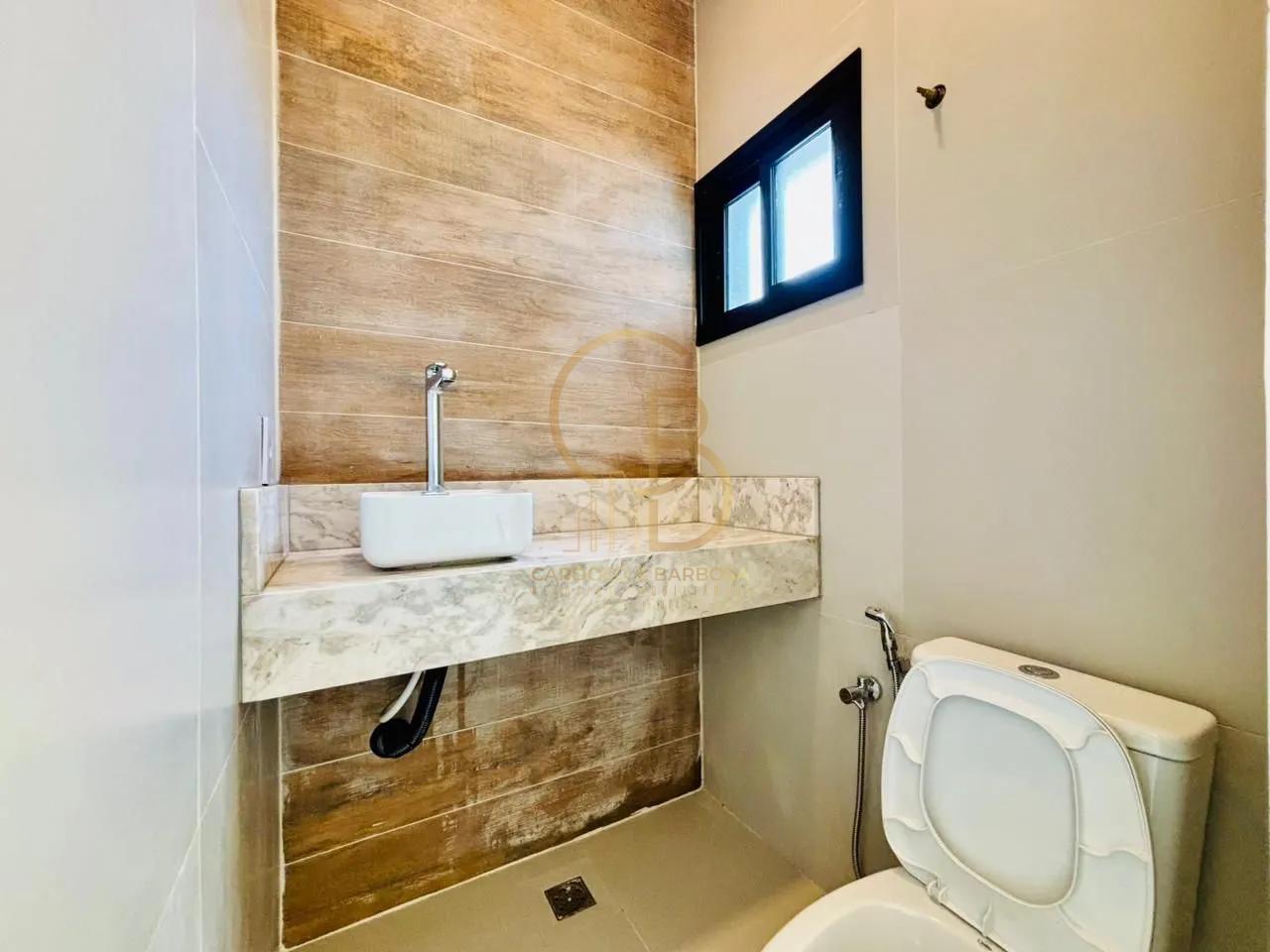 Linda casa de esquina no Condom&iacute;nio Reserva Santa In&ecirc;s Rua Zulmira Borba Campo Grande - 