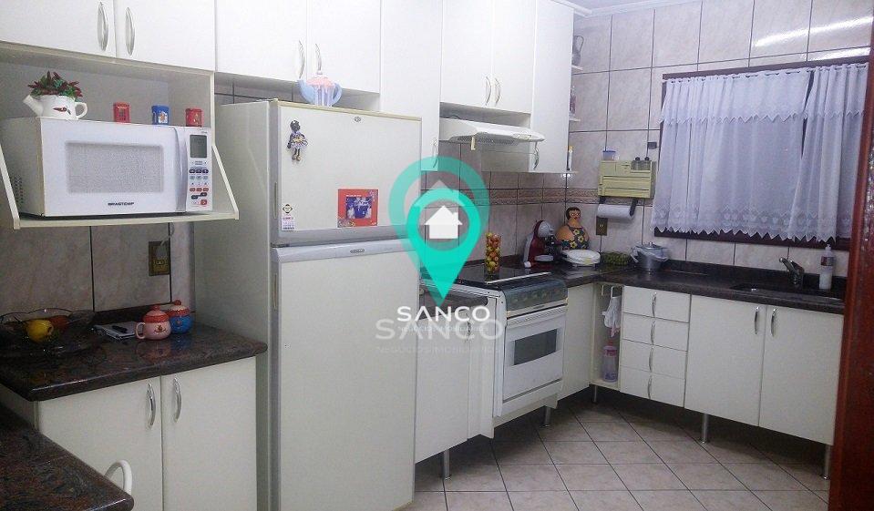 CASA DISPONÍVEL PARA VENDA, NA VILA GALVÃO, NA CIDADE DE JUNDIAÍ - Jundiaí - 