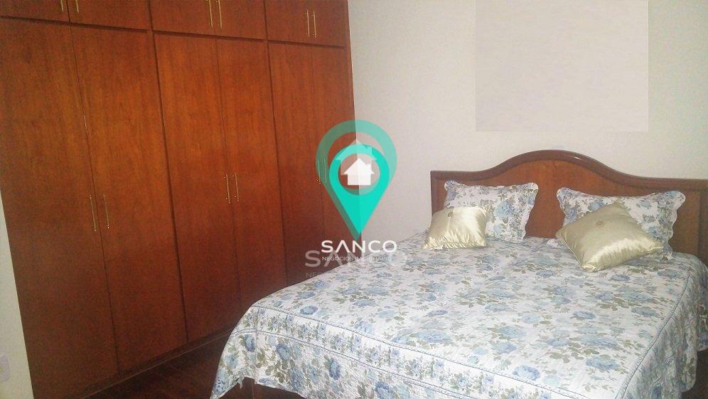 CASA DISPONÍVEL PARA VENDA, NA VILA GALVÃO, NA CIDADE DE JUNDIAÍ - Jundiaí - 
