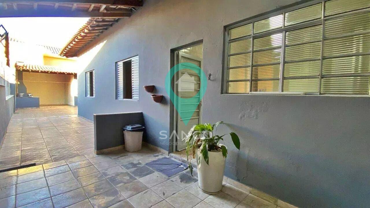 CASA DISPONÍVEL PARA LOCAÇÃO, NO CAXAMBU, NA CIDADE DE JUNDIAÍ  Jundiaí - 