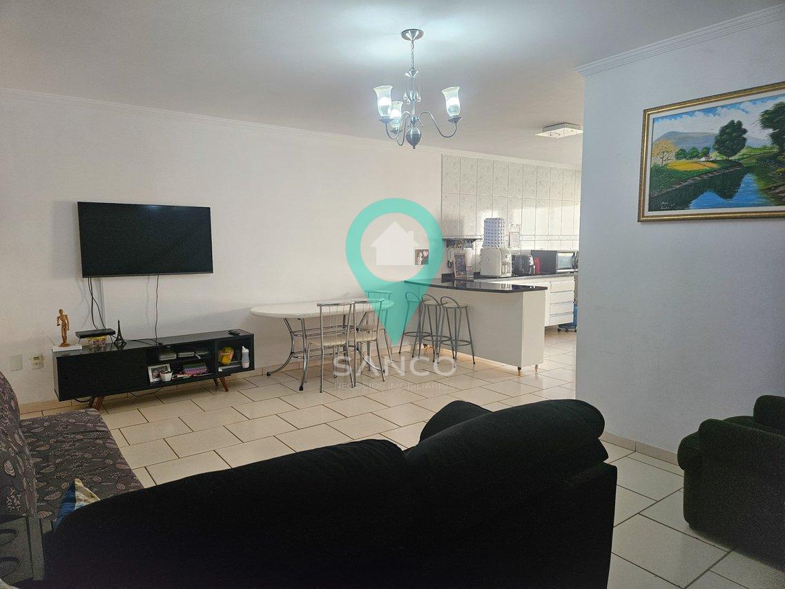 CASA DISPONÍVEL PARA VENDA, NO PARQUE RESIDENCIAL ALMERINDA CHAVES , NA CIDADE DE JUNDIAÍ - Jundiaí - 