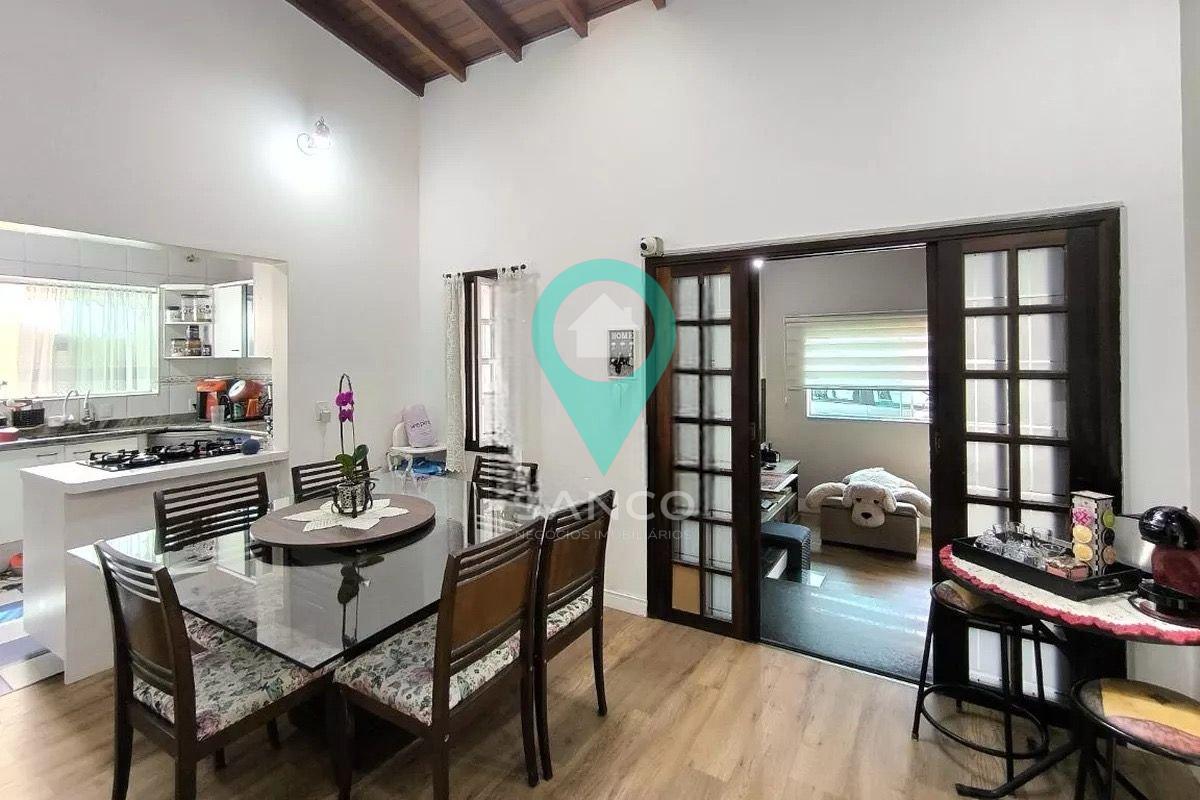 CASA DISPONÍVEL PARA LOCAÇÃO, NO BAIRRO MEDEIROS NA CIDADE DE JUNDIAÍ - Jundiaí - 